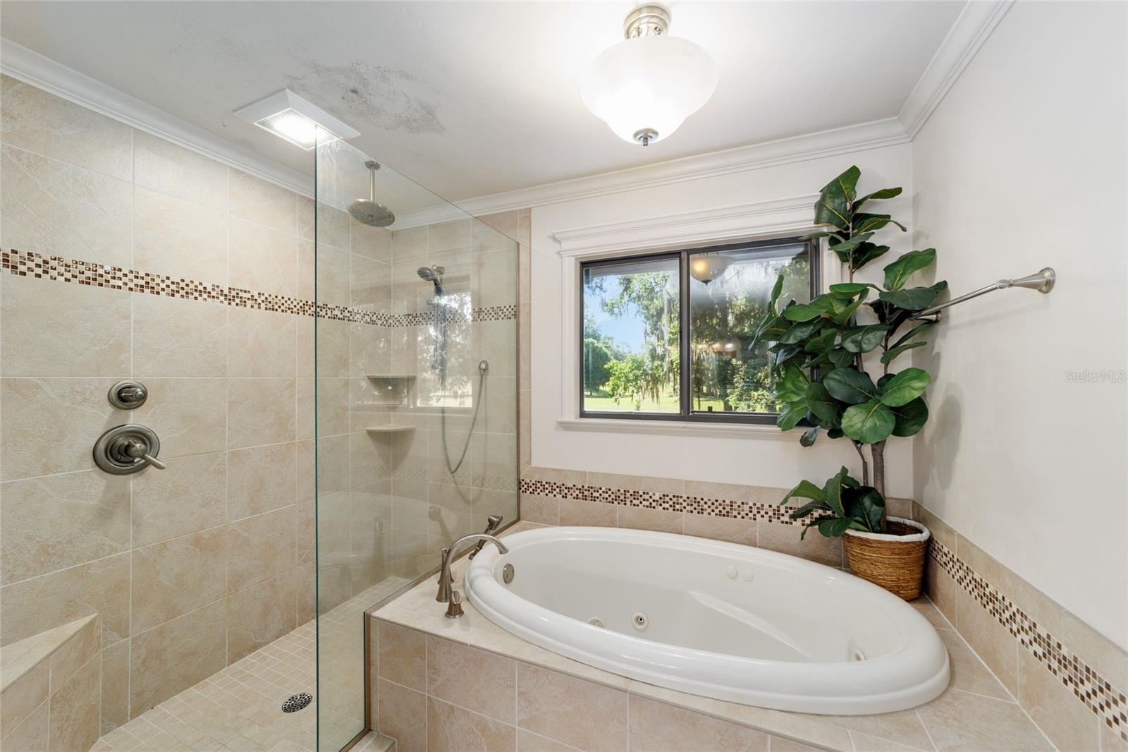 Image 21 of 43 For 6015 36th Way