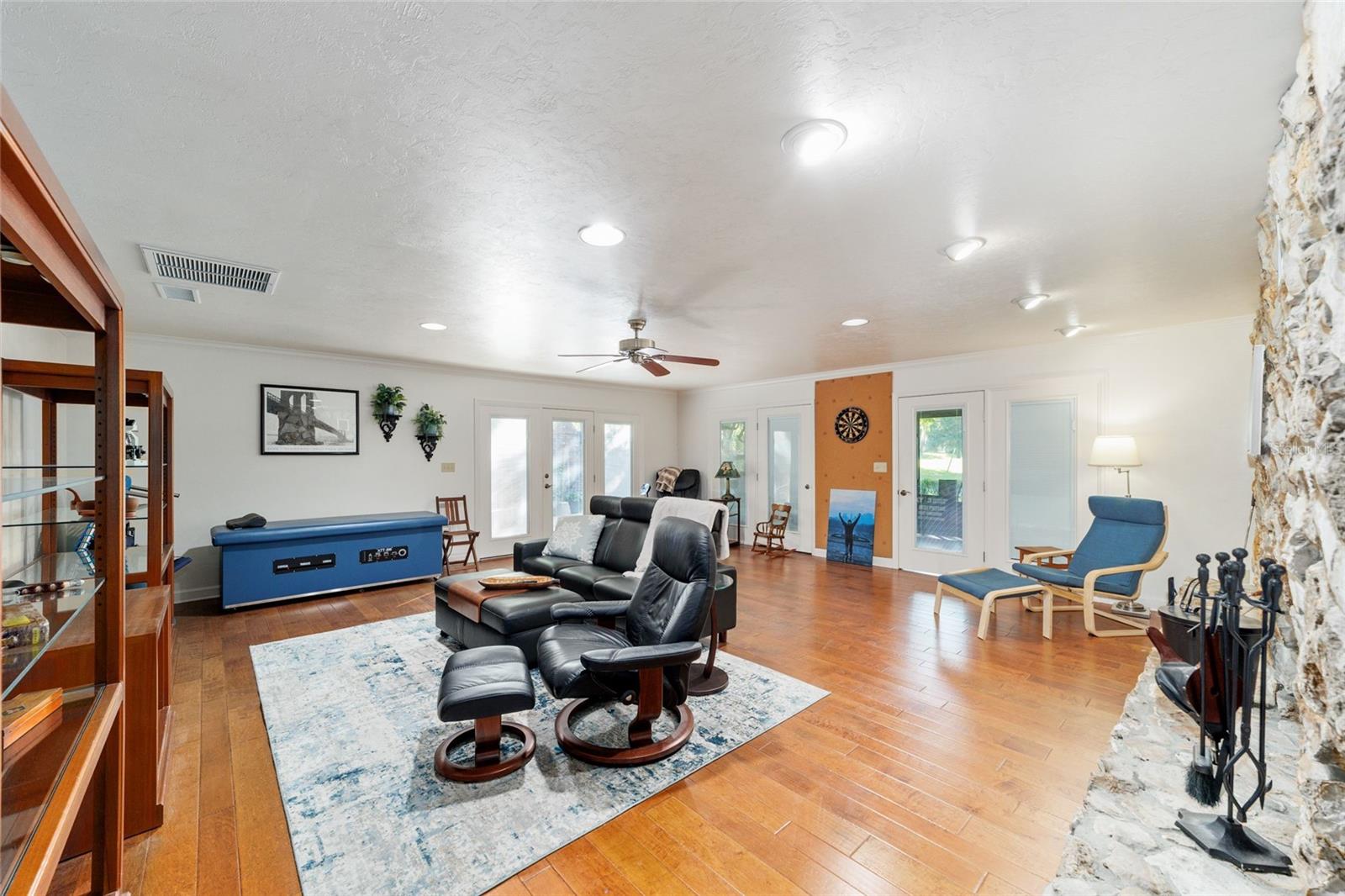 Image 27 of 43 For 6015 36th Way