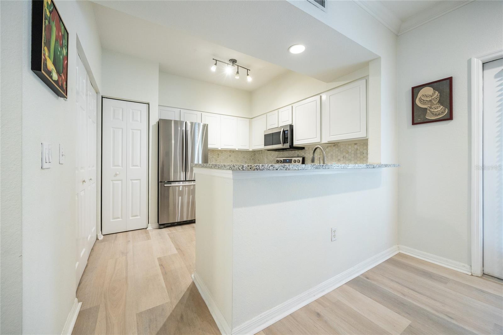 Image 13 of 33 For 4850 91st Terrace P201