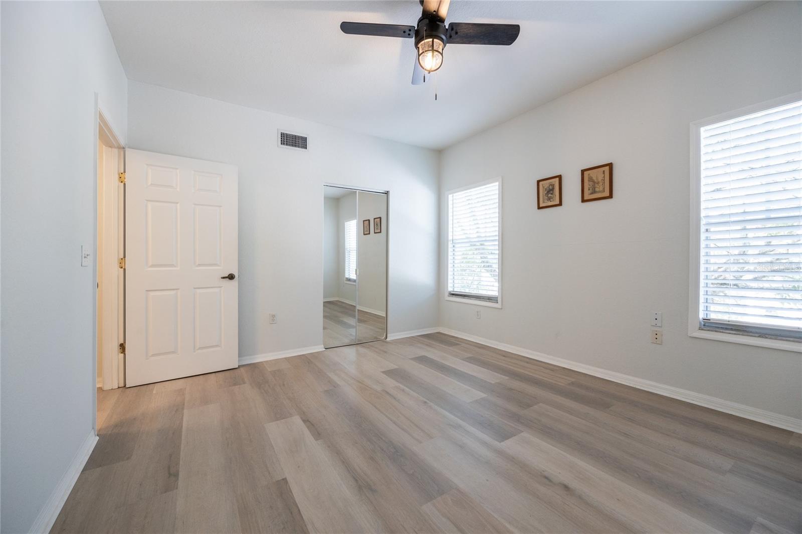 Image 26 of 33 For 4850 91st Terrace P201