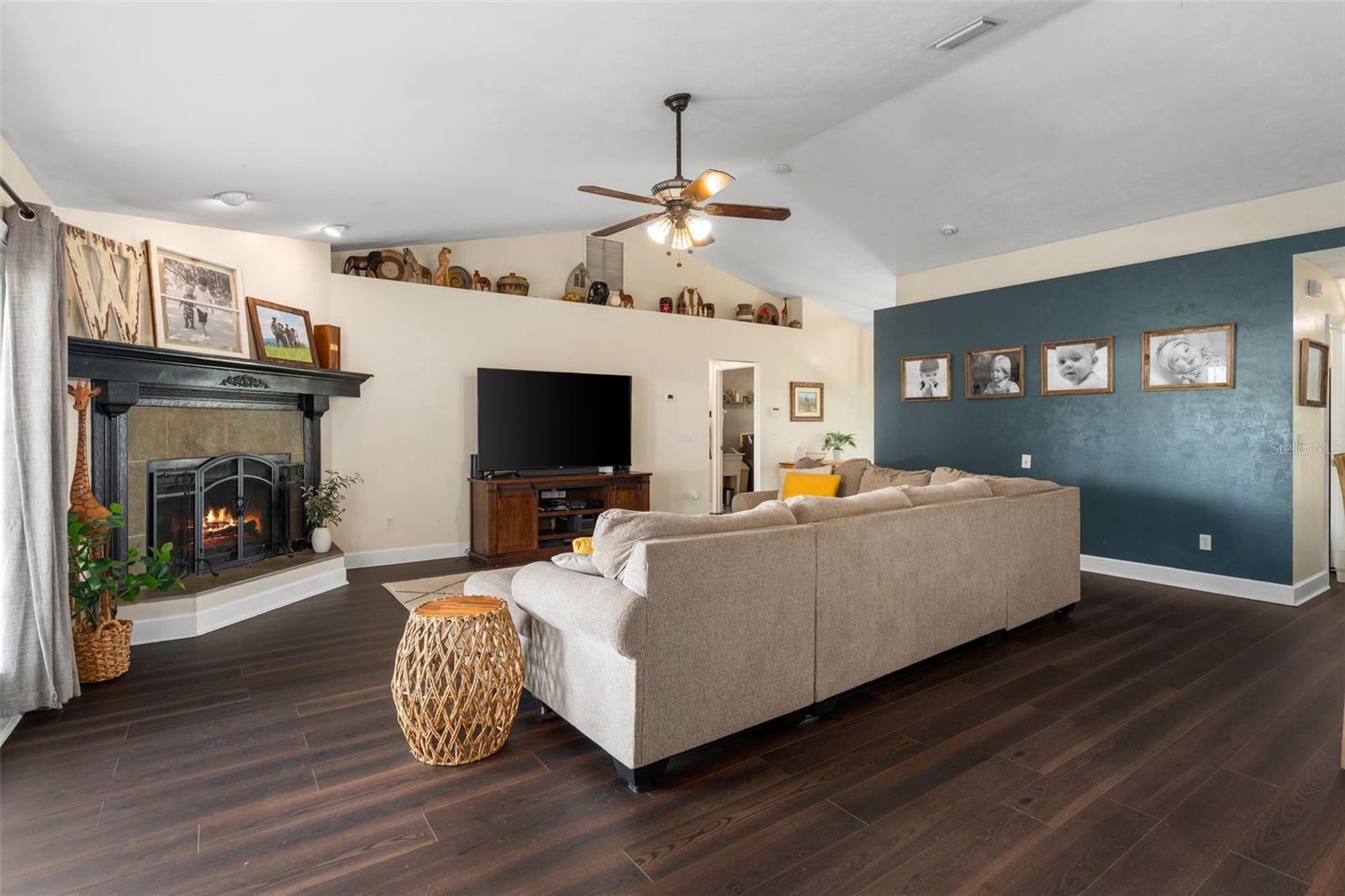 Image 6 of 26 For 25477 174th Place