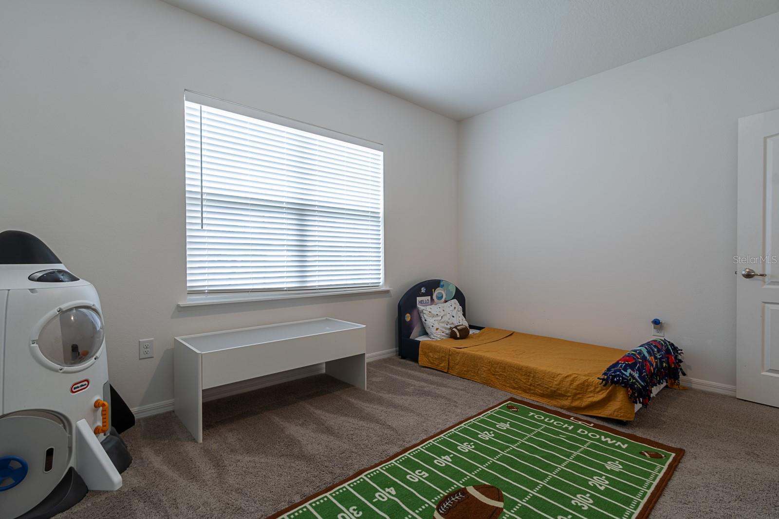 Image 8 of 21 For 15451 121st Place