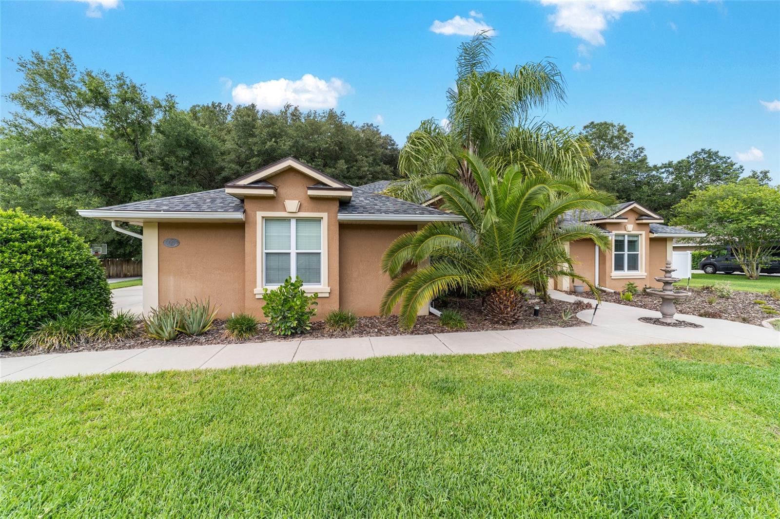 Image 4 of 100 For 5005 47th Terrace Road