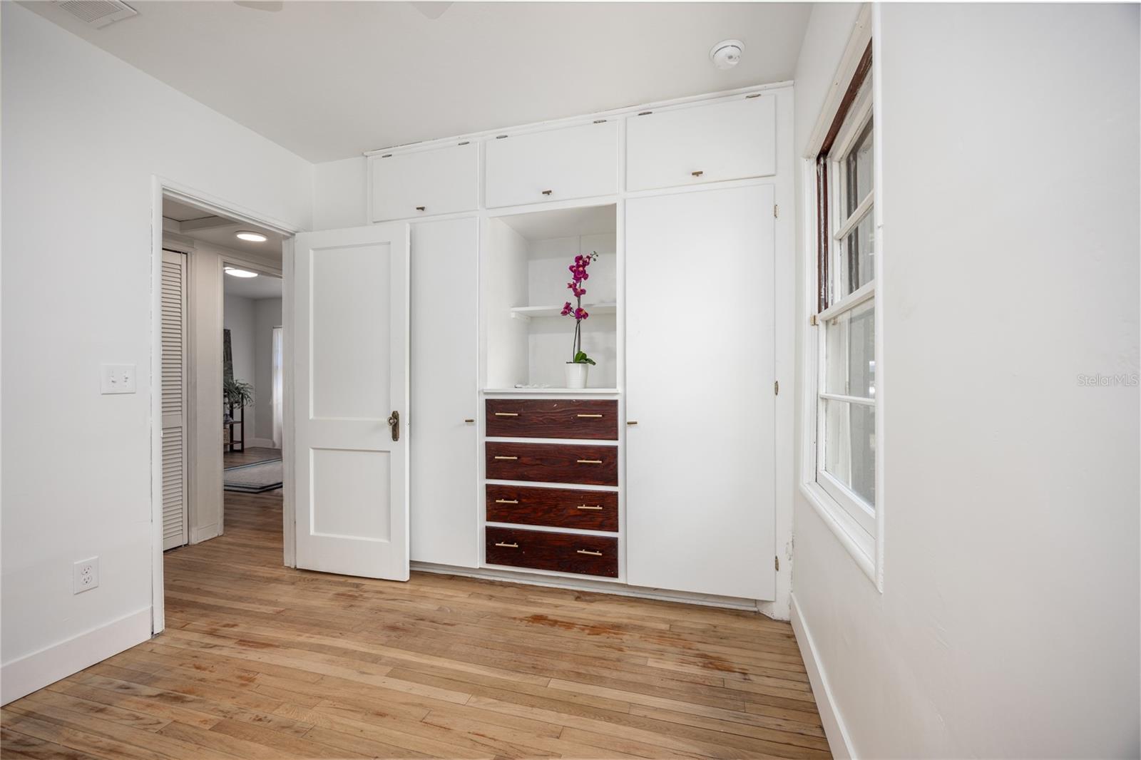 Image 17 of 33 For 1617 8th Street