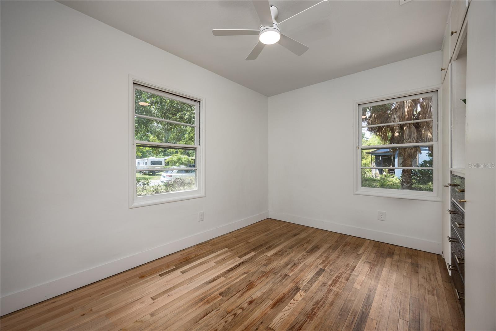 Image 19 of 33 For 1617 8th Street