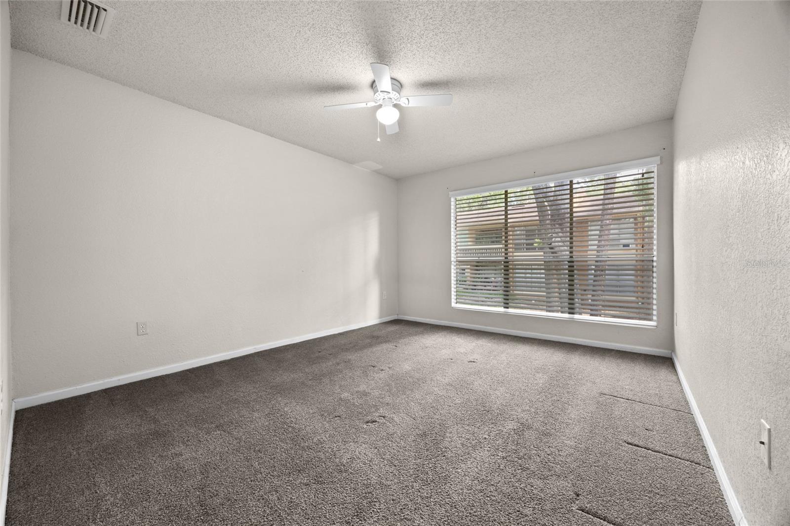 Image 11 of 23 For 1810 23rd Boulevard 203
