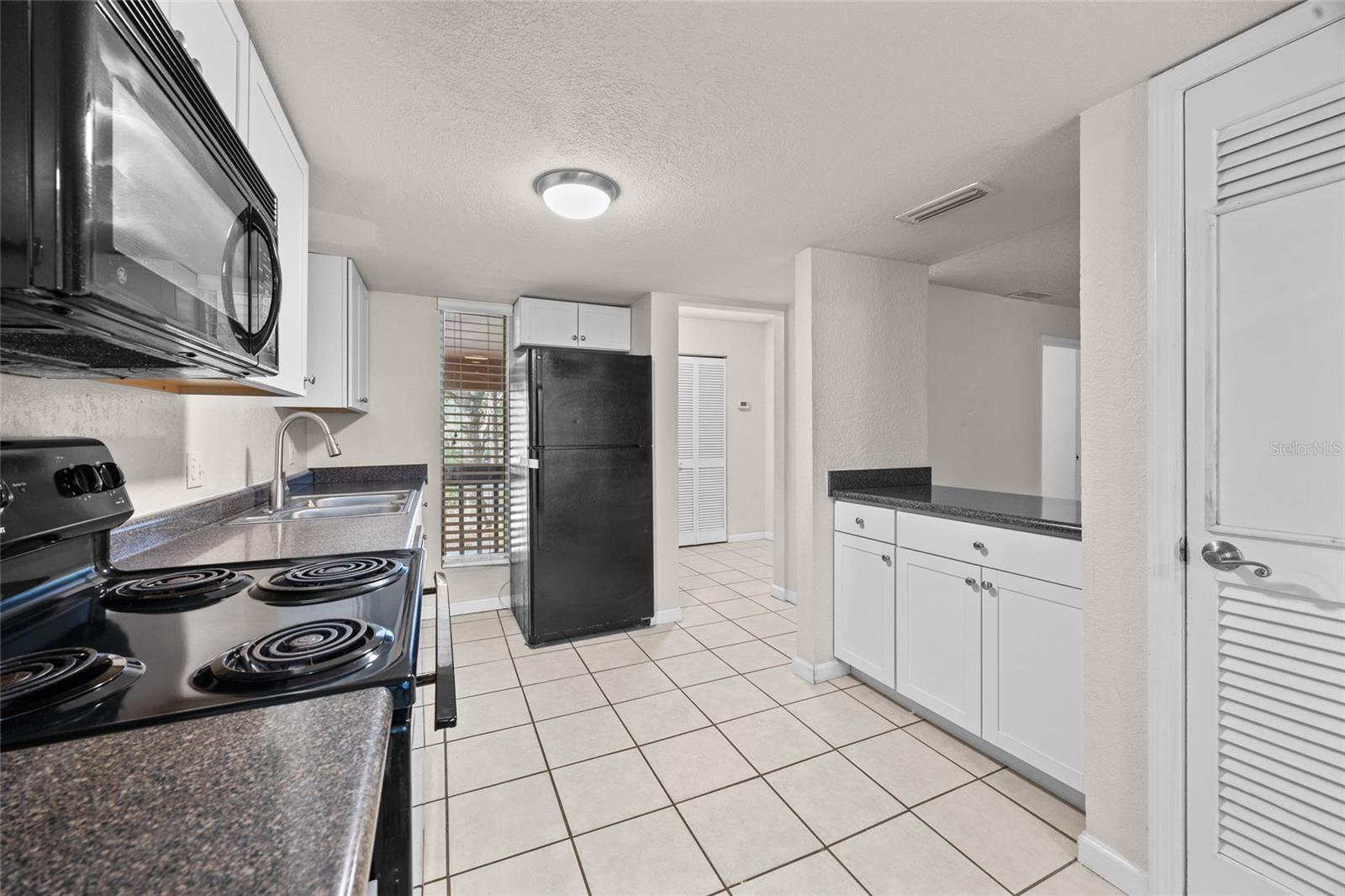 Image 5 of 23 For 1810 23rd Boulevard 203
