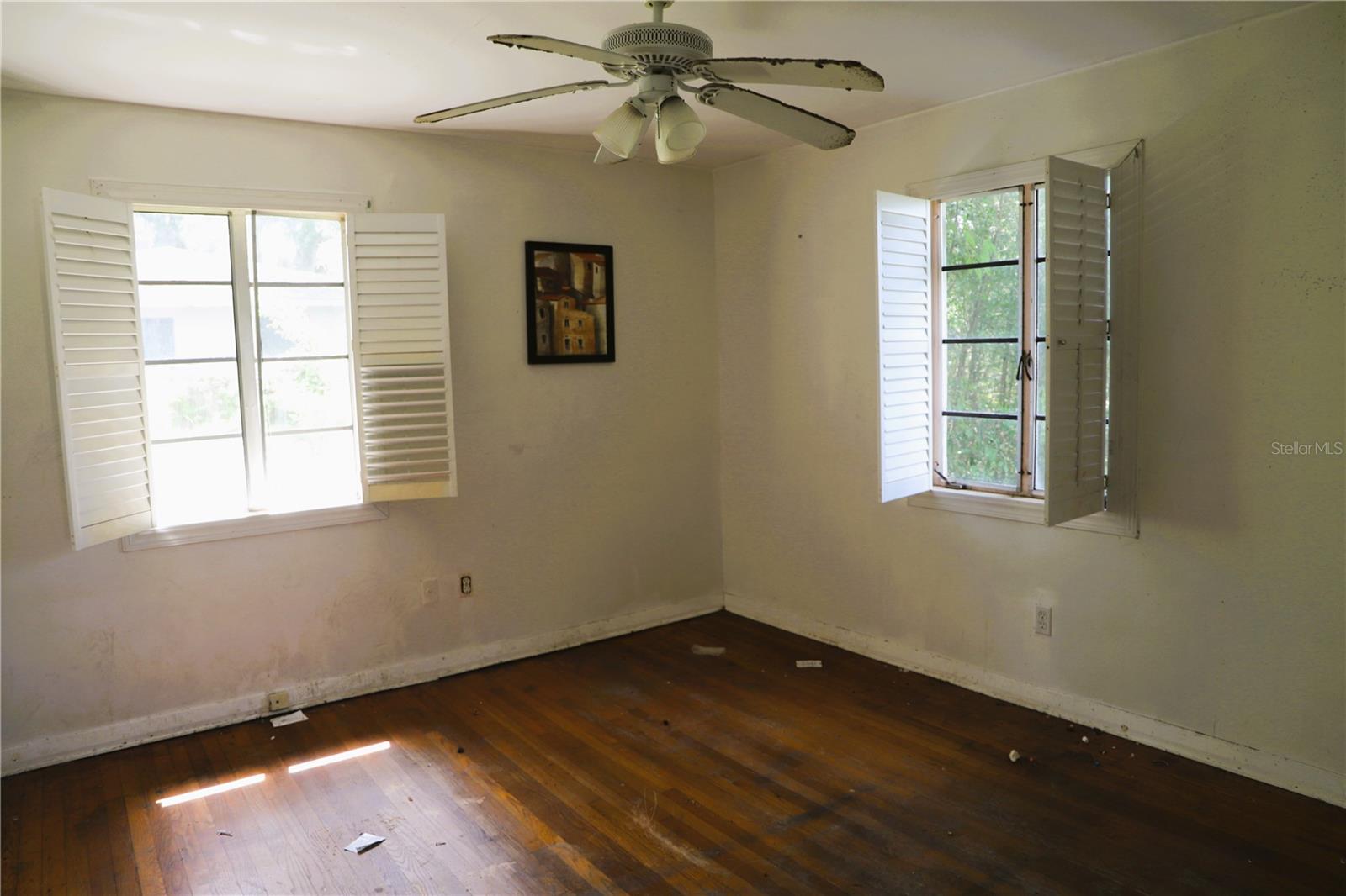 Image 8 of 11 For 21514 69th Avenue