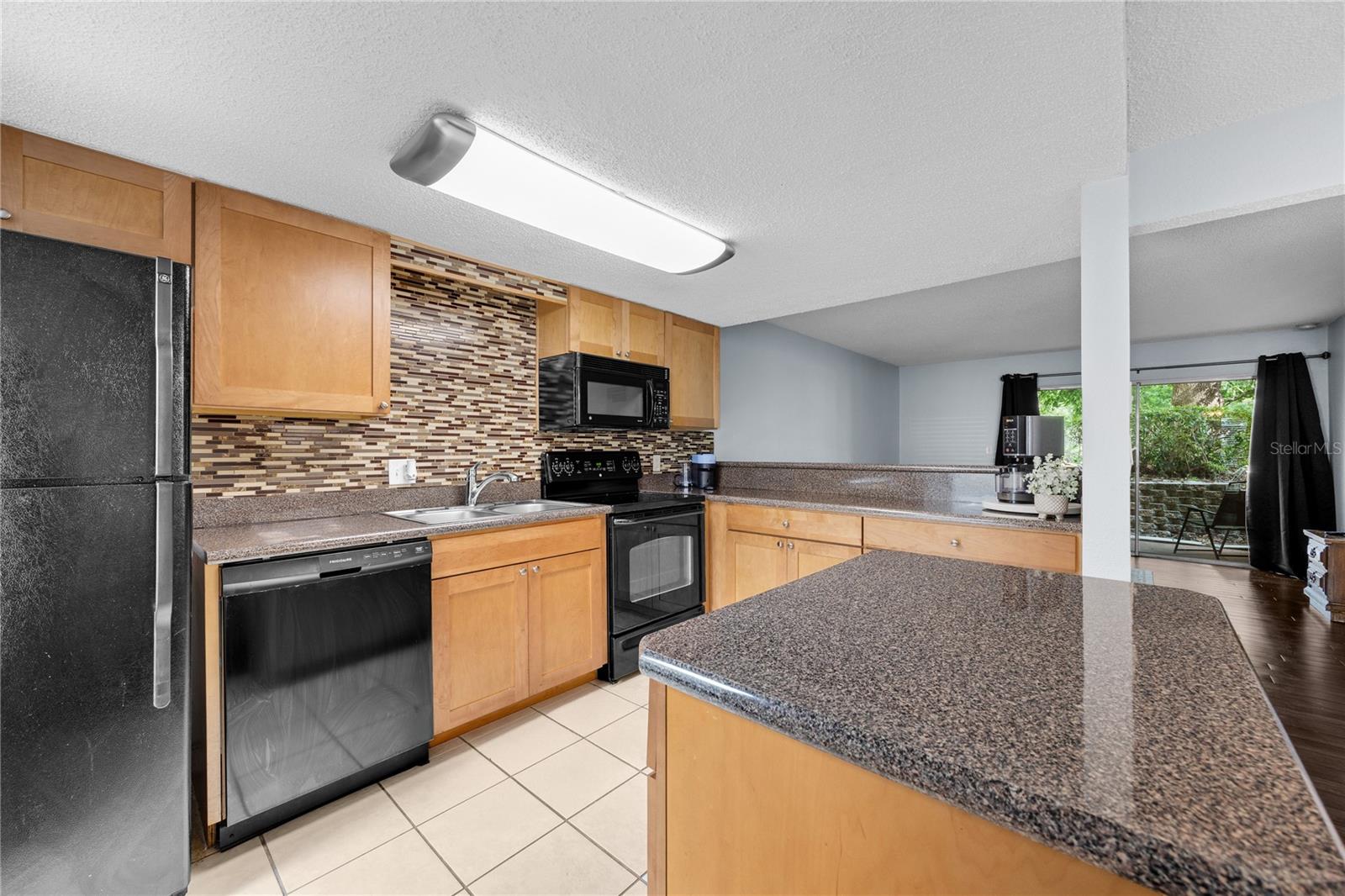 Image 10 of 25 For 1810 23rd Boulevard 147