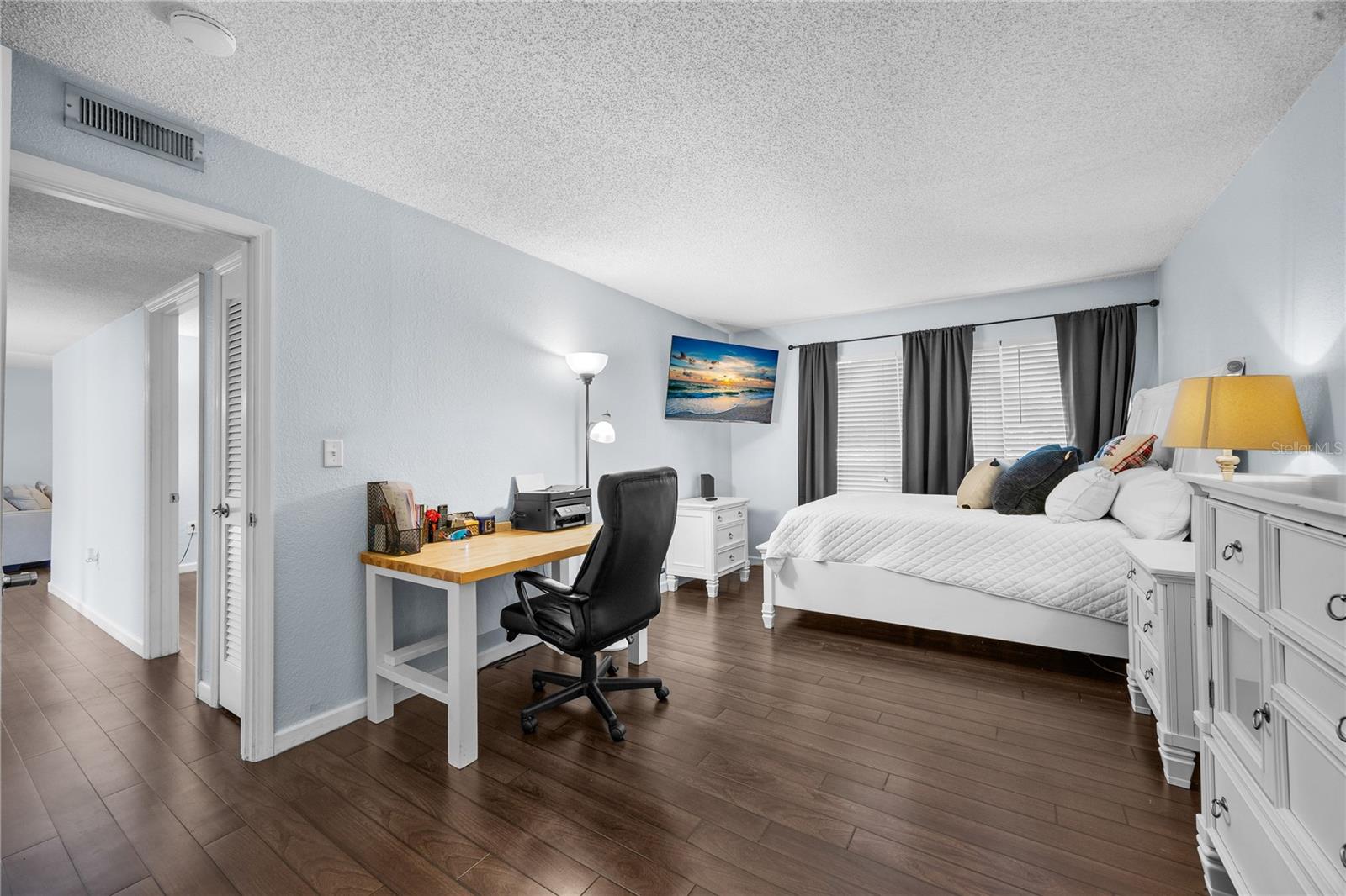 Image 14 of 25 For 1810 23rd Boulevard 147