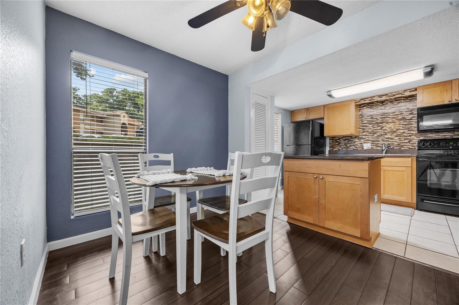 Image 7 of 25 For 1810 23rd Boulevard 147