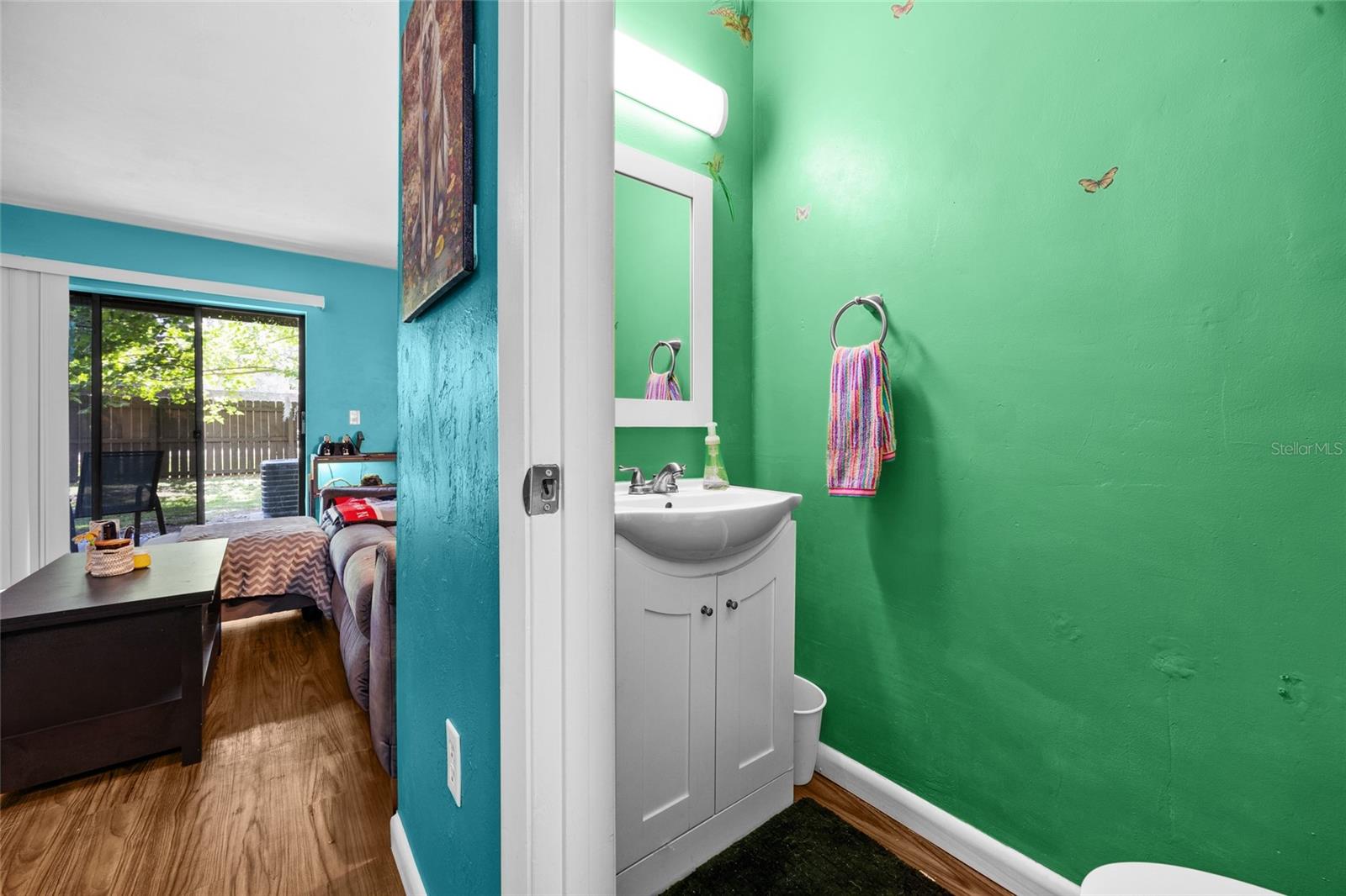 Image 21 of 23 For 2735 35th Place 306