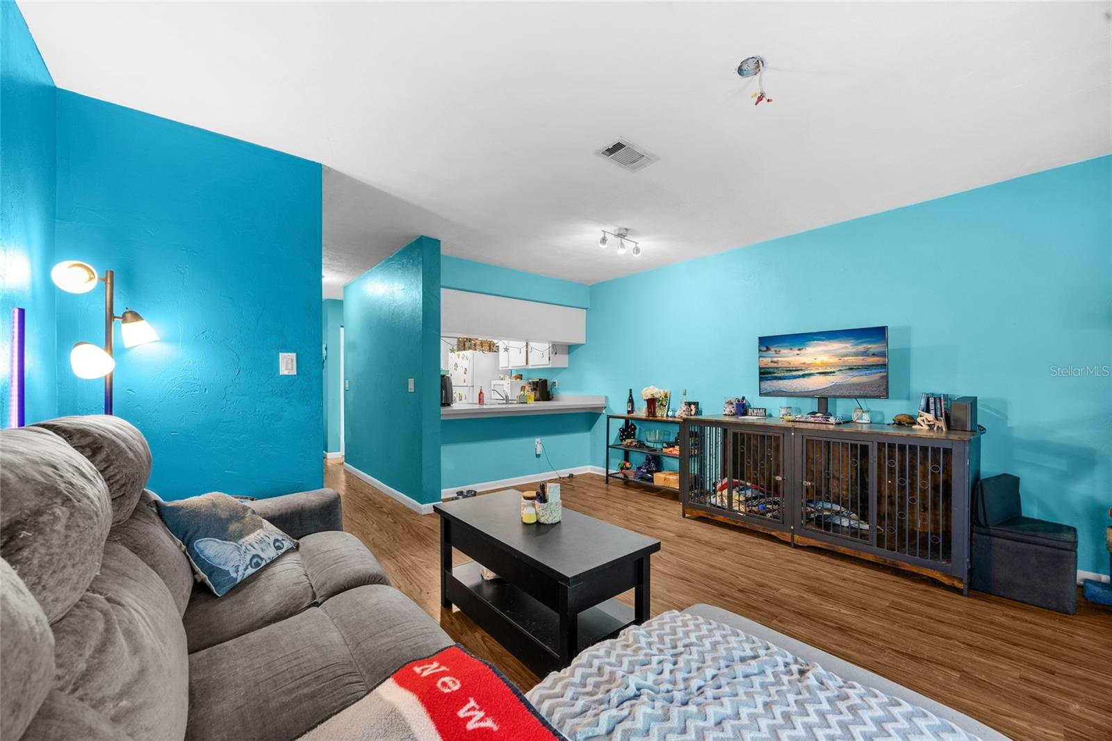 Image 8 of 16 For 2735 35th Place 306