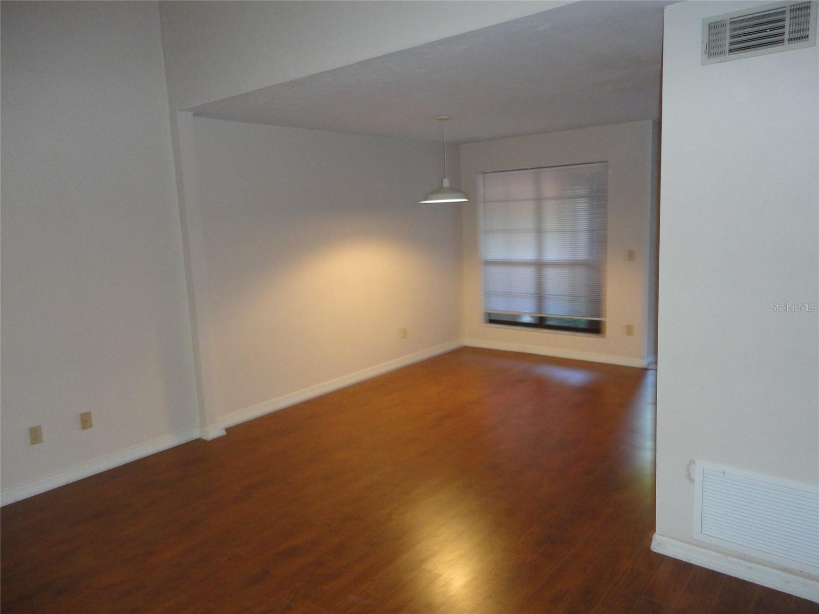 Image 4 of 11 For 5815 9th Place
