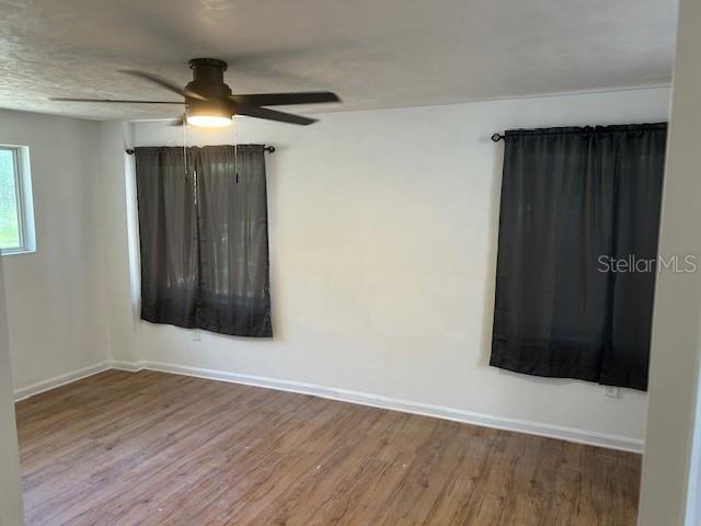 Image 4 of 15 For 814 7th Place