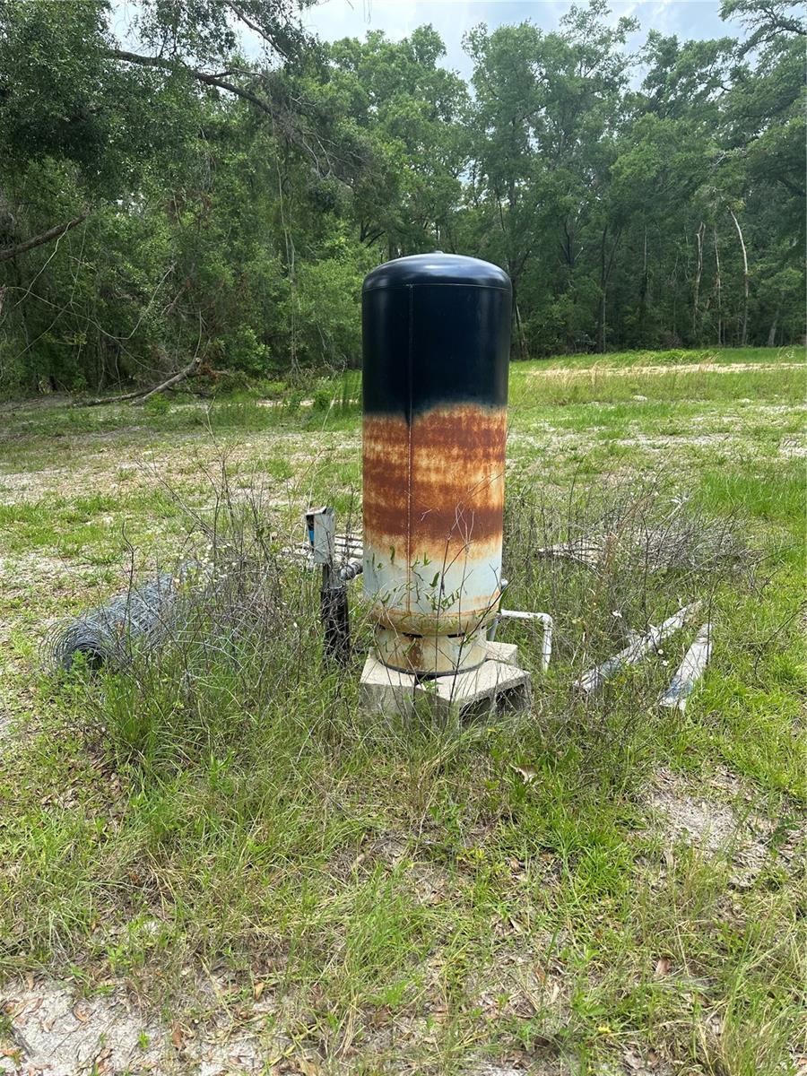 Image 6 of 10 For 20548 Us Highway 441