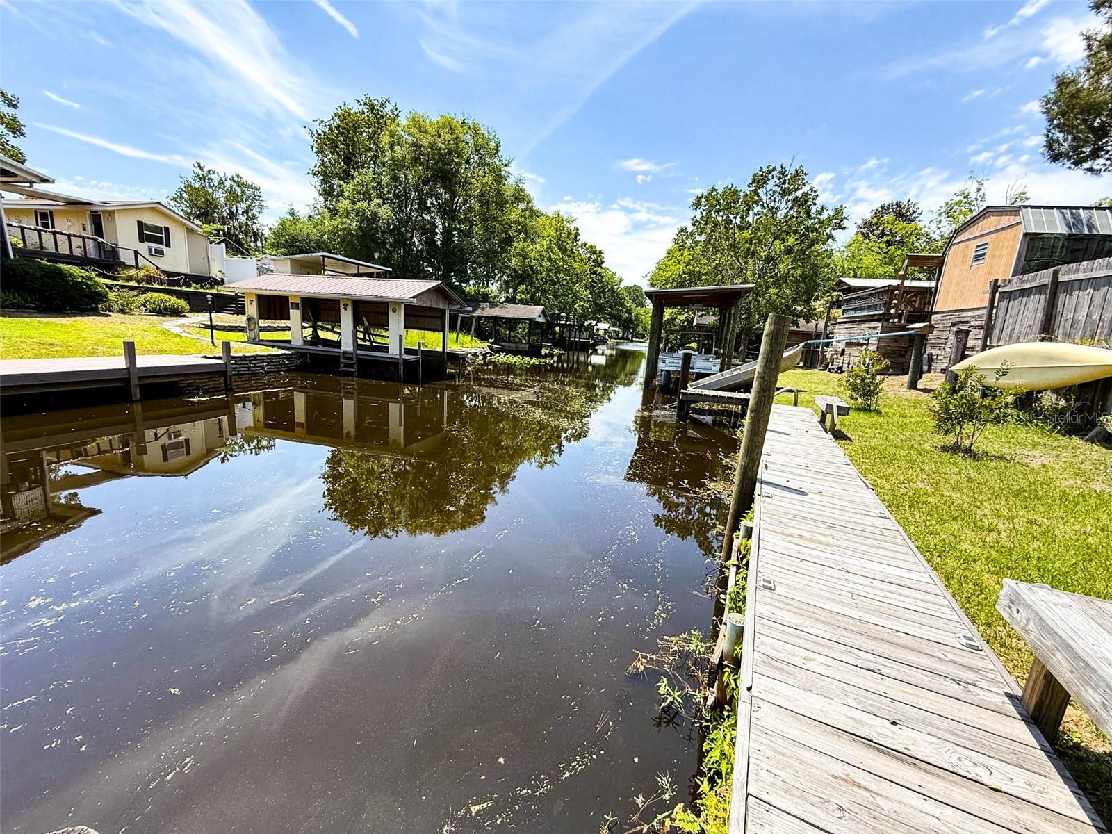 Image 8 of 39 For 104 Waterway Avenue
