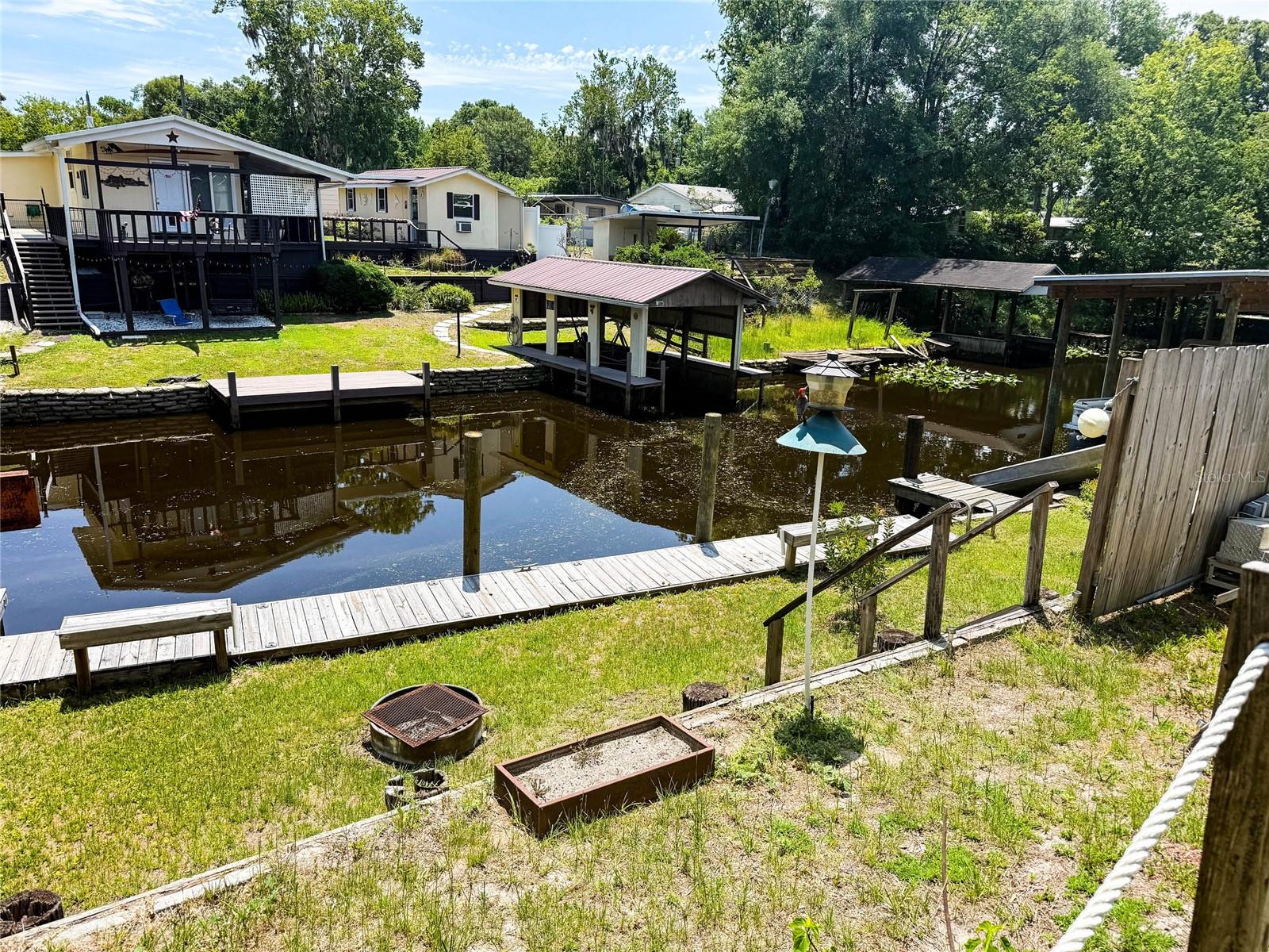 Image 9 of 39 For 104 Waterway Avenue