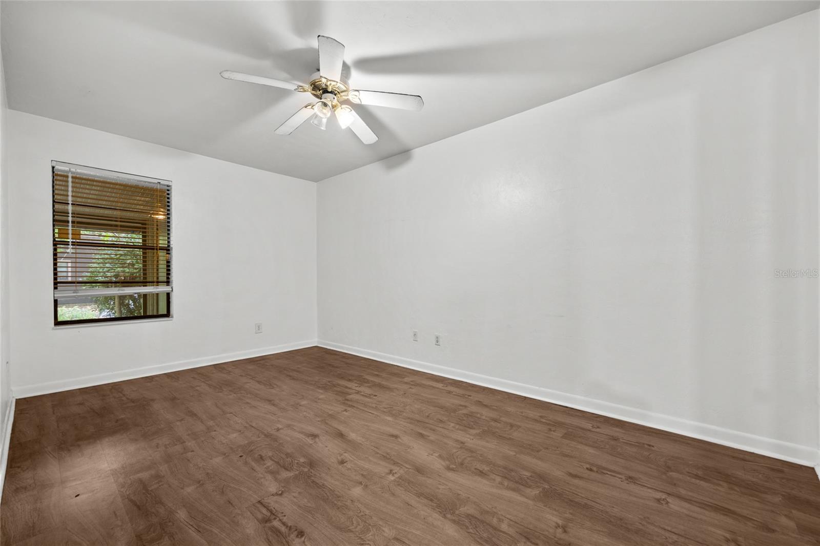Image 13 of 20 For 6912 45th Avenue