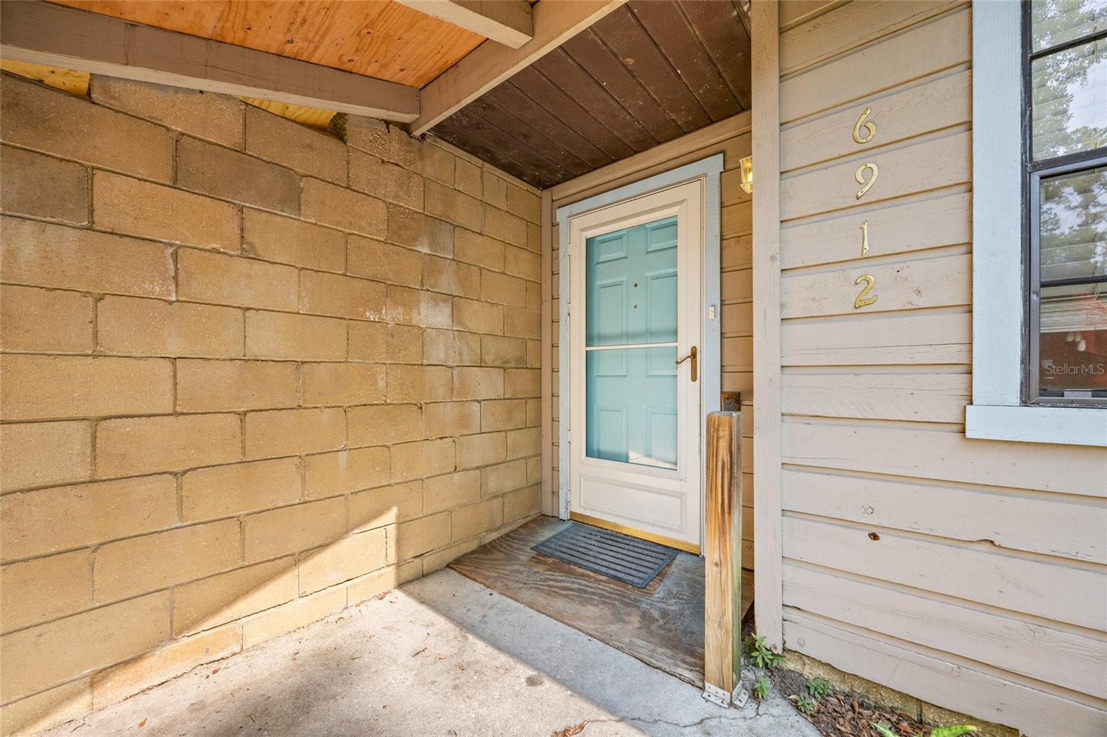 Image 3 of 20 For 6912 45th Avenue