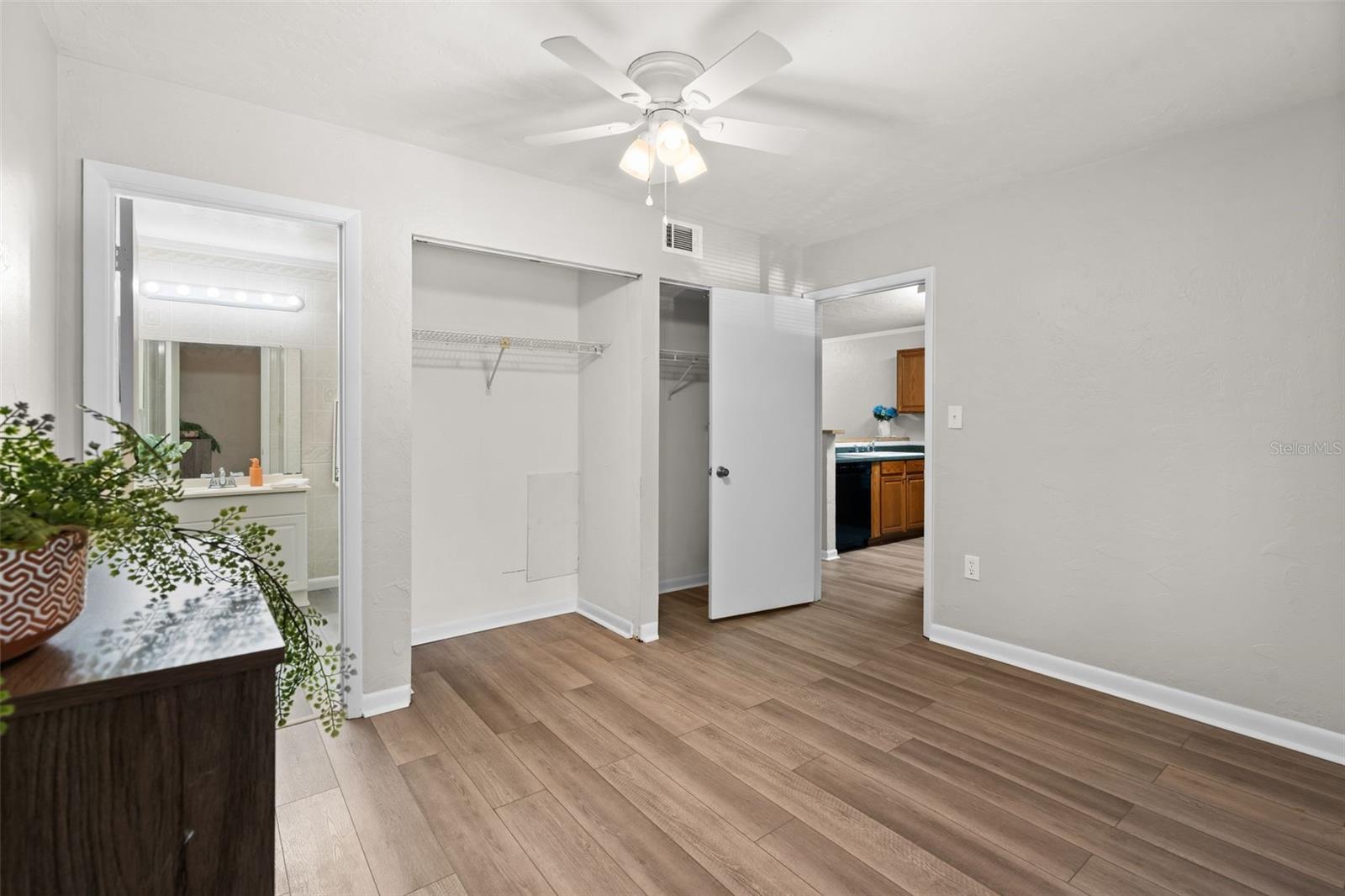Image 9 of 18 For 75 16th Avenue A204