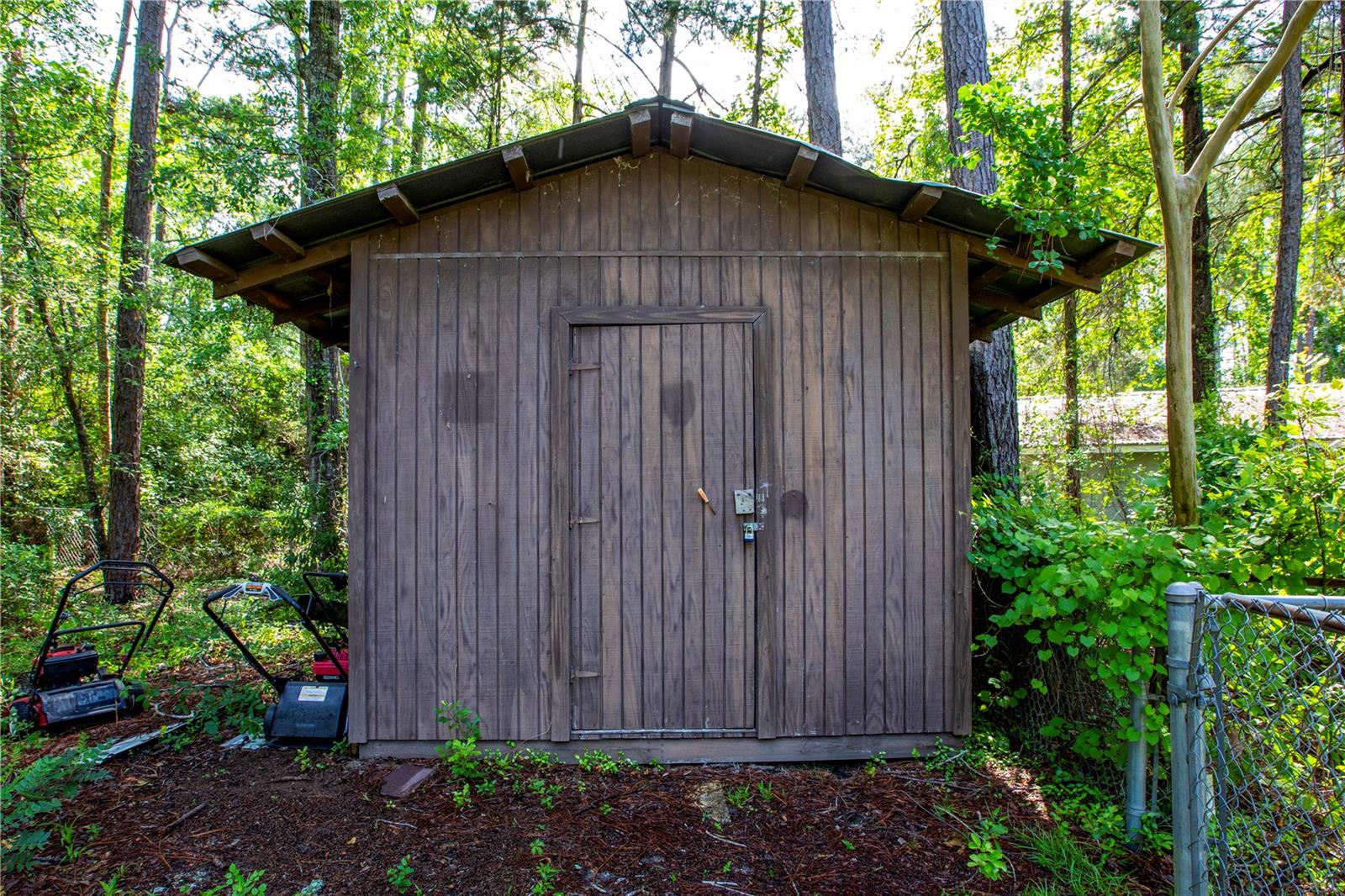 Image 22 of 30 For 2412 116th Place