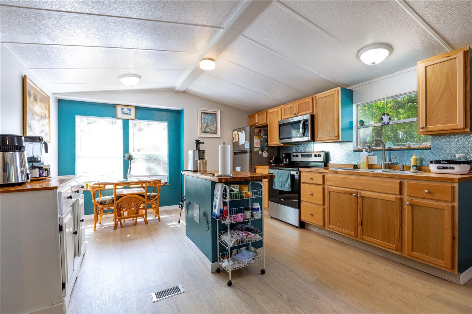 Image 9 of 30 For 2412 116th Place