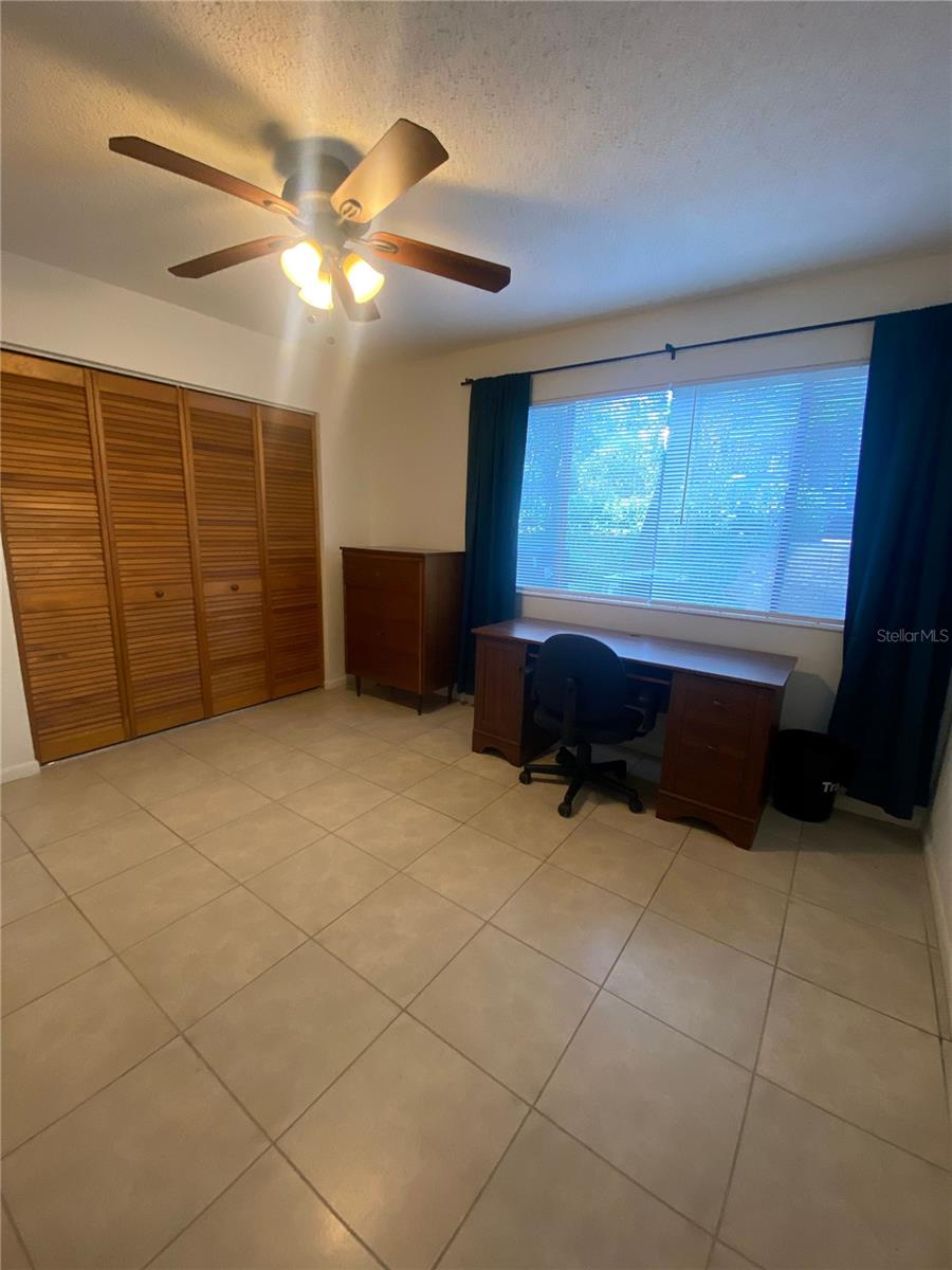Image 12 of 38 For 2712 14th Drive