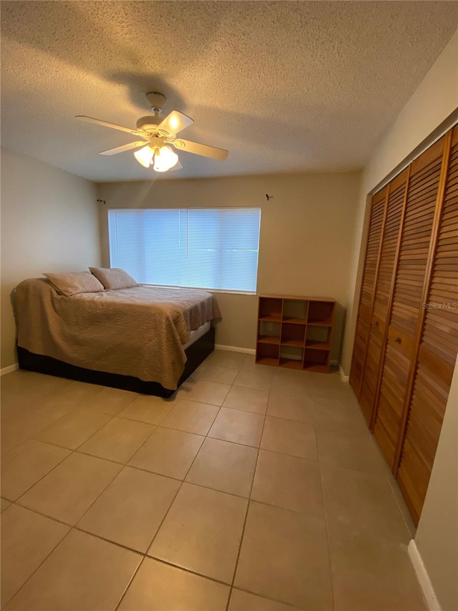 Image 13 of 38 For 2712 14th Drive