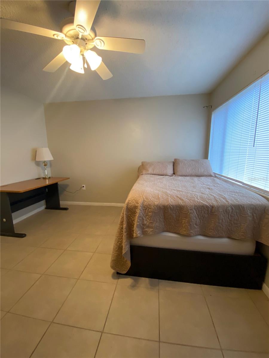 Image 14 of 38 For 2712 14th Drive