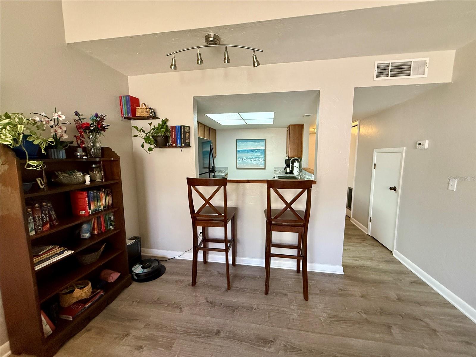 Image 10 of 34 For 2058 35th Place H47