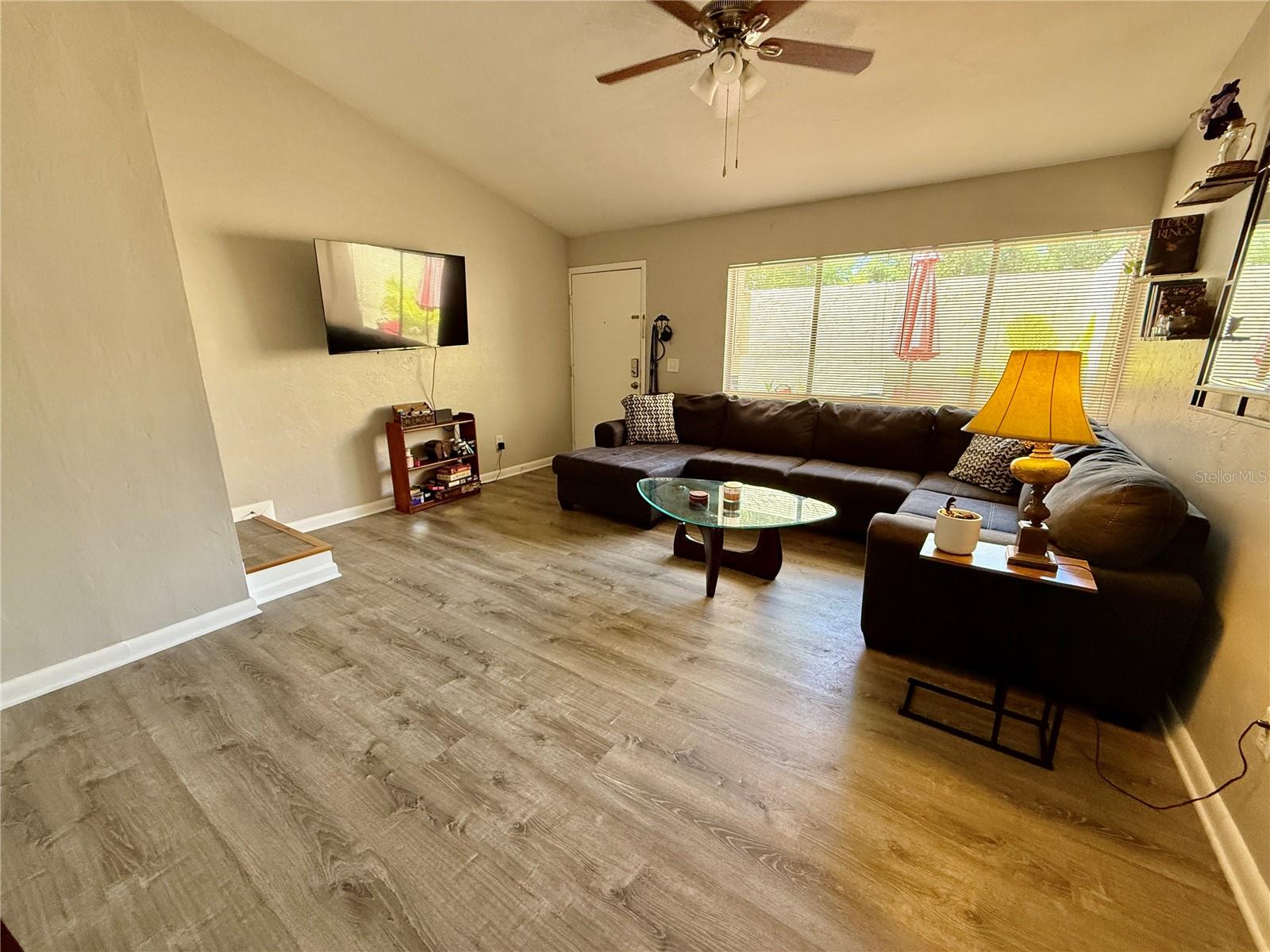 Image 15 of 34 For 2058 35th Place H47