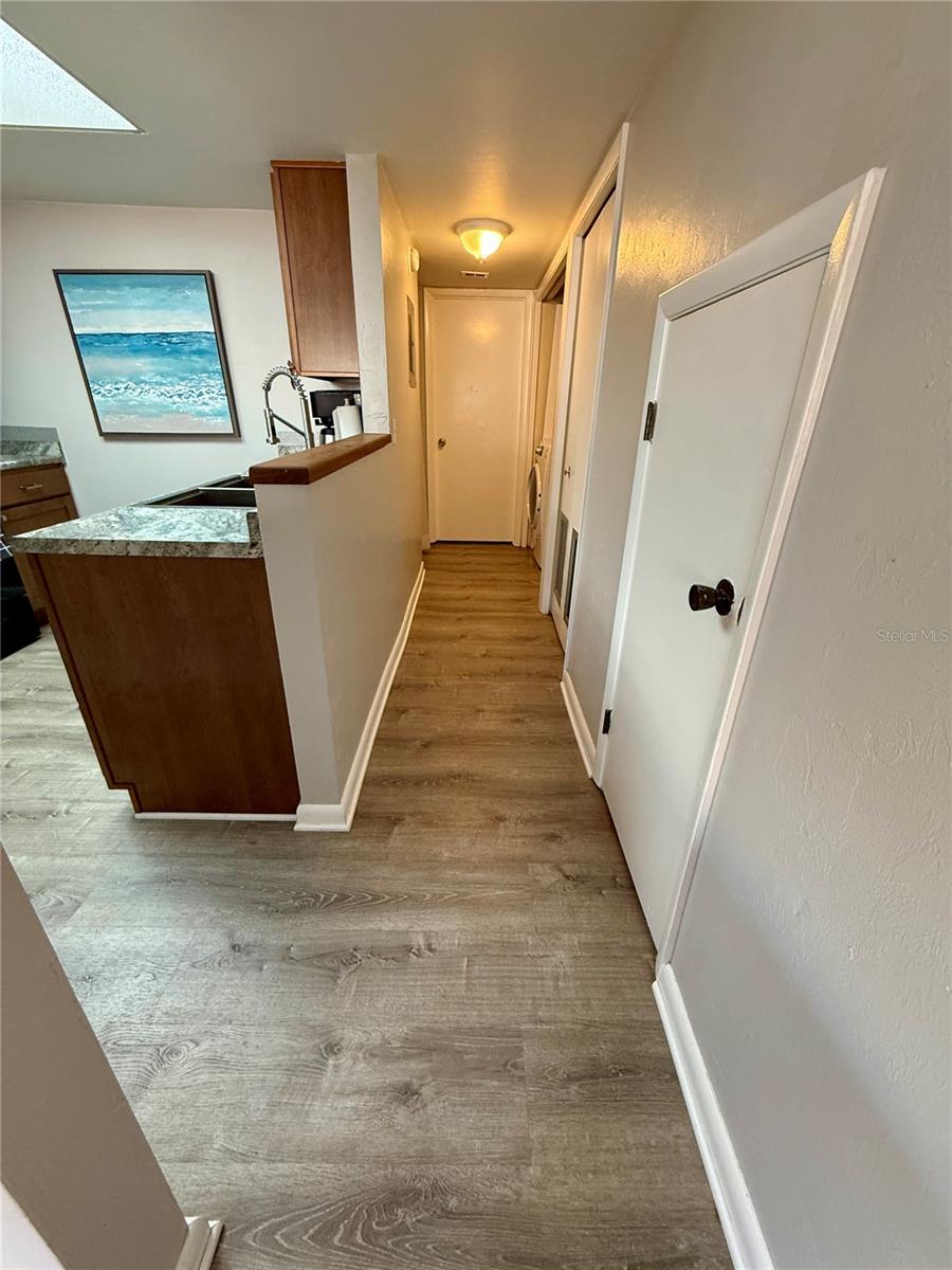 Image 17 of 34 For 2058 35th Place H47