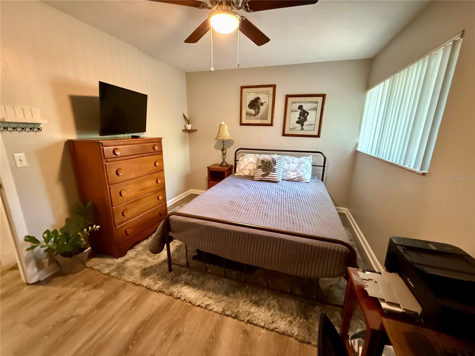 Image 24 of 34 For 2058 35th Place H47