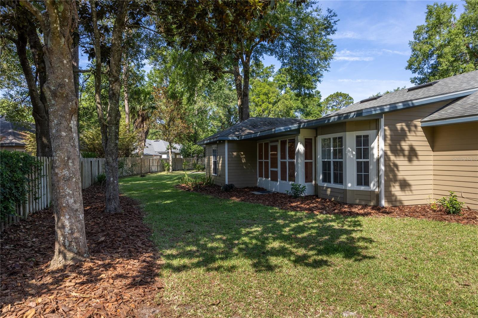 Image 38 of 57 For 8103 71st Lane
