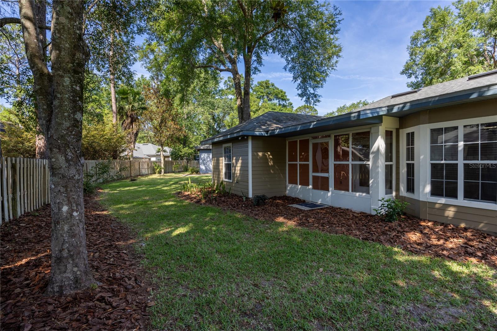 Image 39 of 57 For 8103 71st Lane