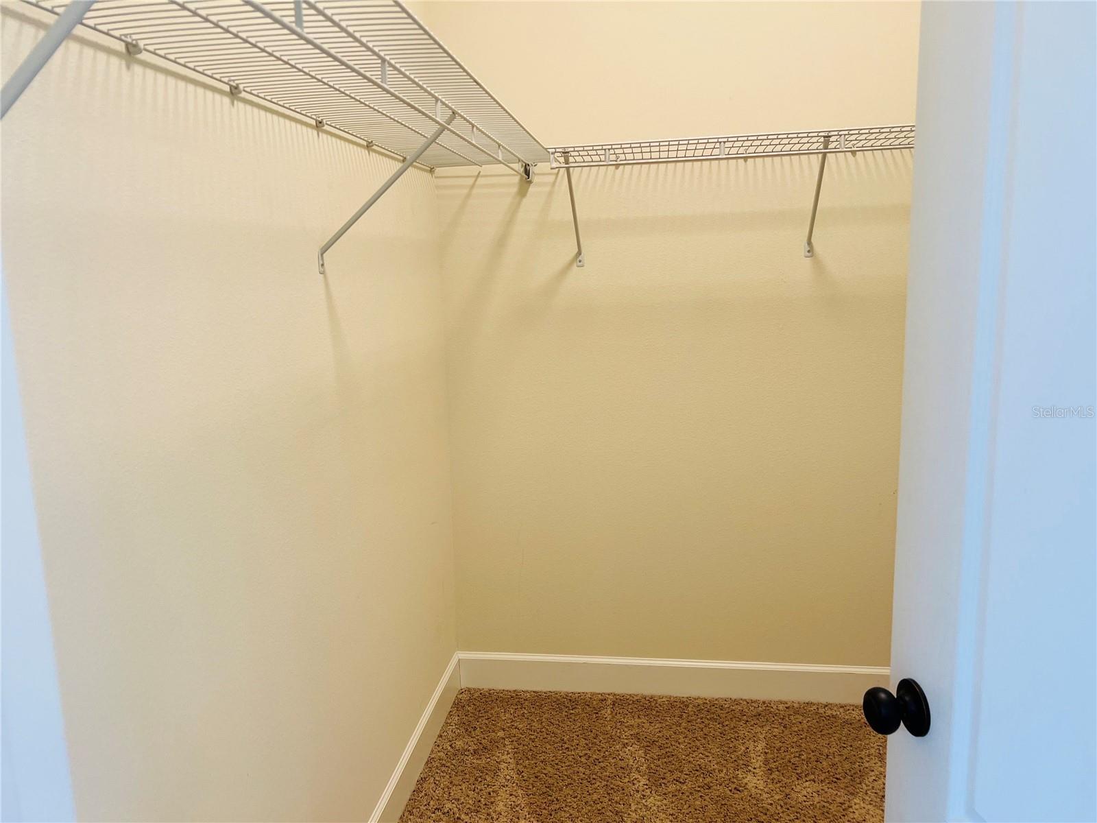 Image 13 of 21 For 12037 28 Avenue Sw