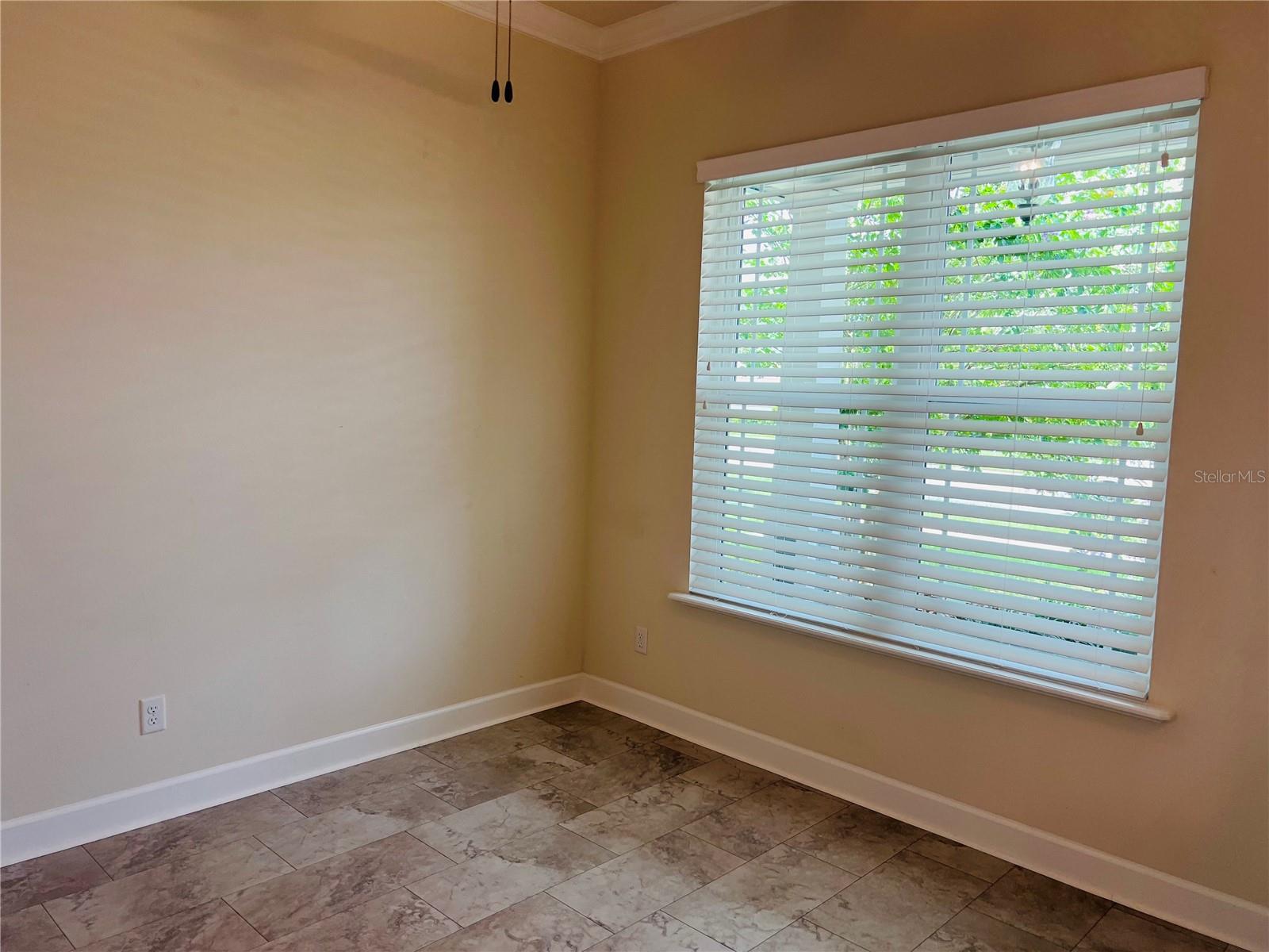 Image 21 of 21 For 12037 28 Avenue Sw