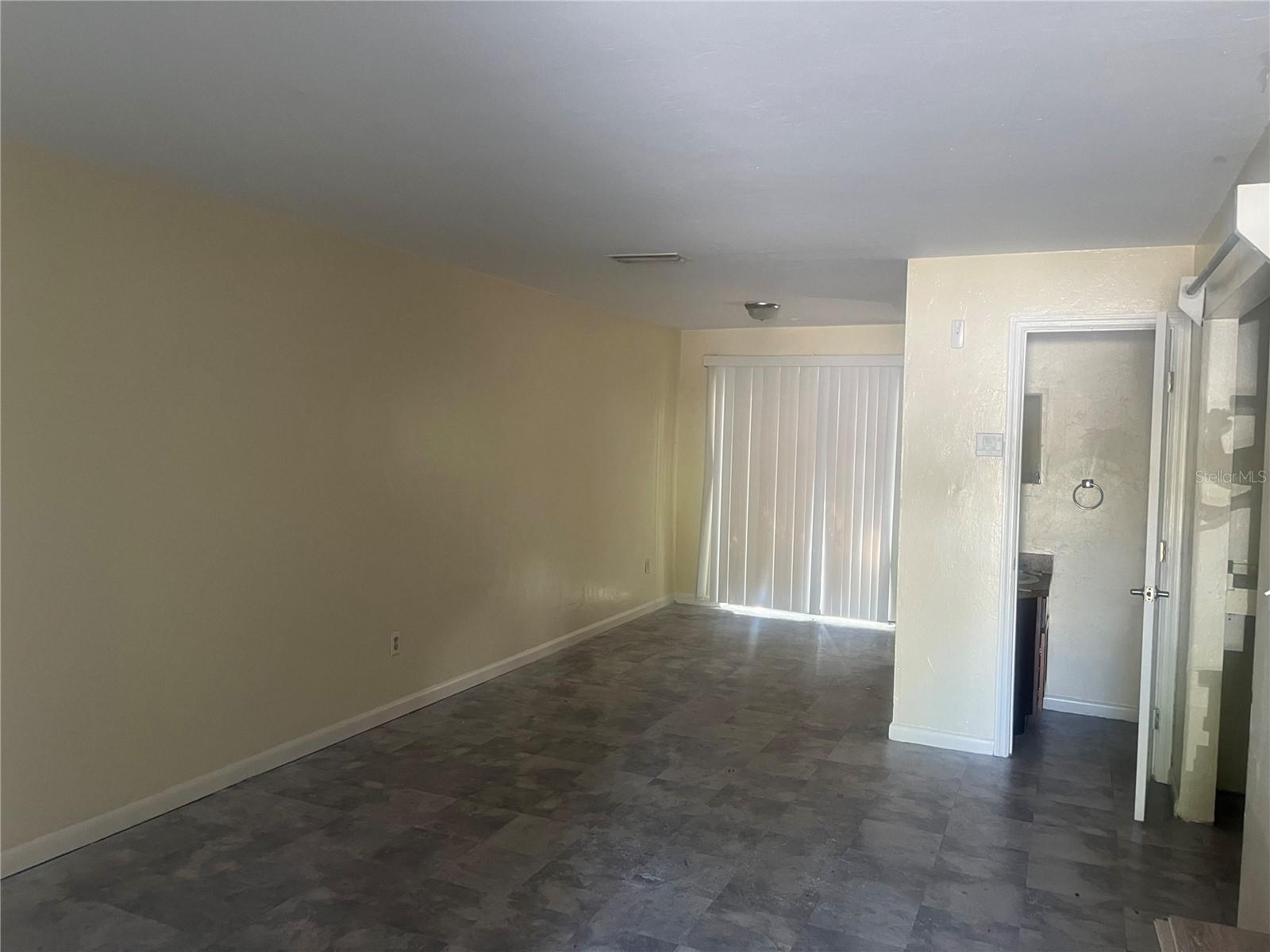 Image 2 of 7 For 513 68th Terrace A