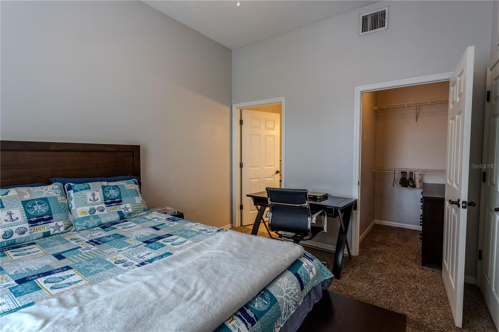 Image 14 of 23 For 1418 3rd Avenue 304