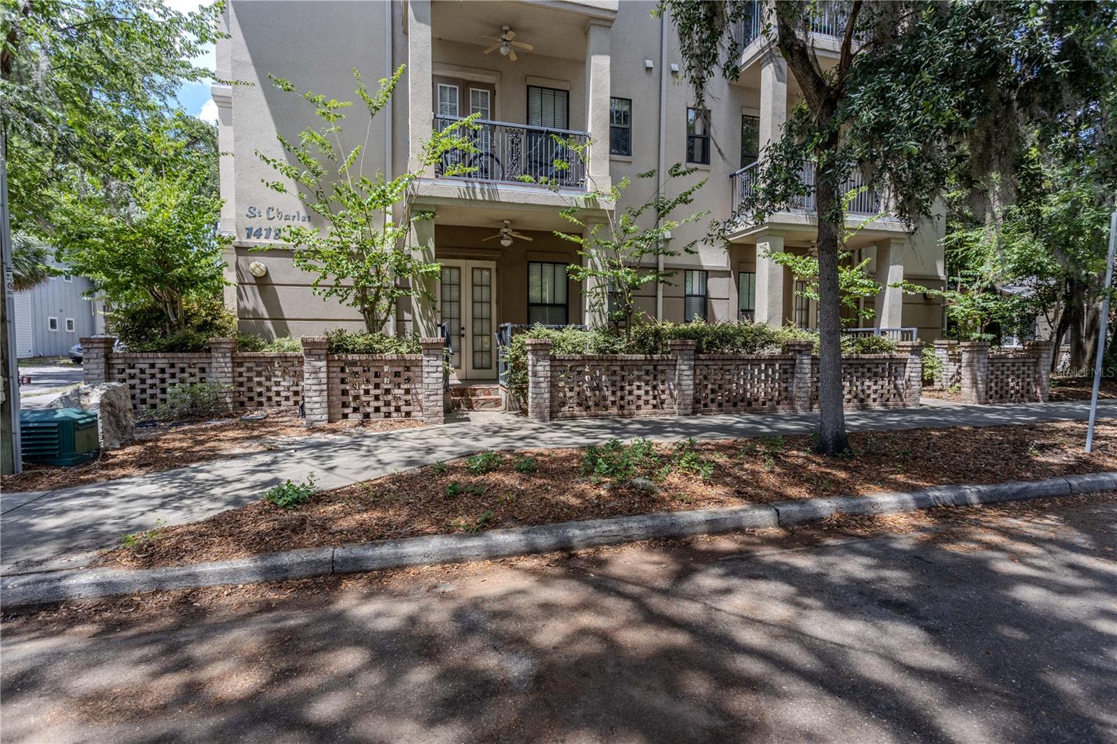 Image 21 of 23 For 1418 3rd Avenue 304