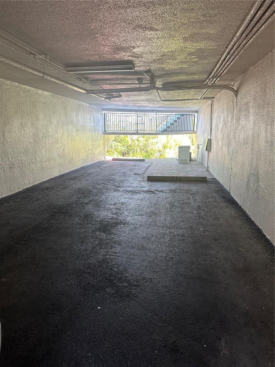 Image 2 of 18 For 520 Peninsula Avenue 1c1
