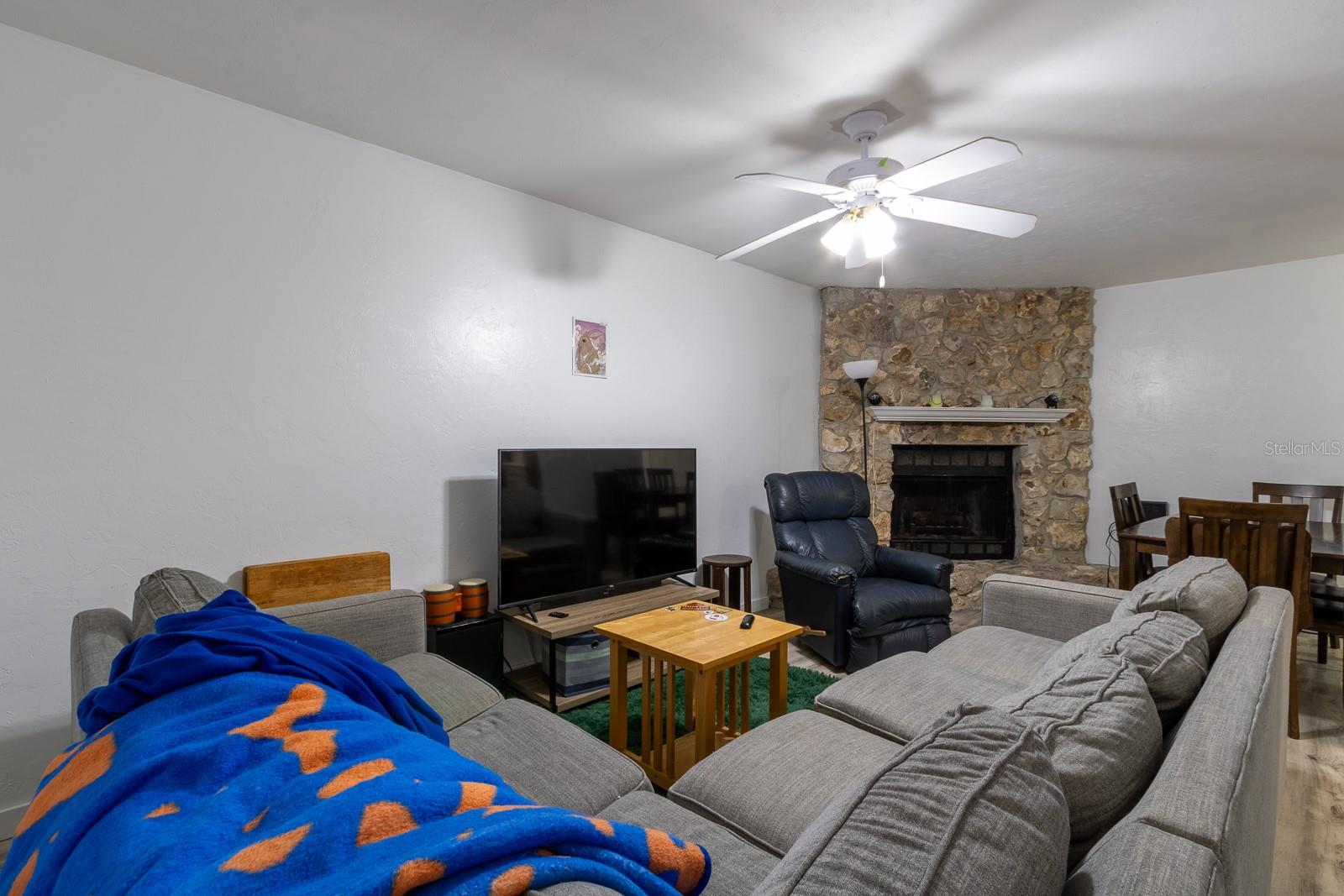 Image 10 of 18 For 223 34th Street