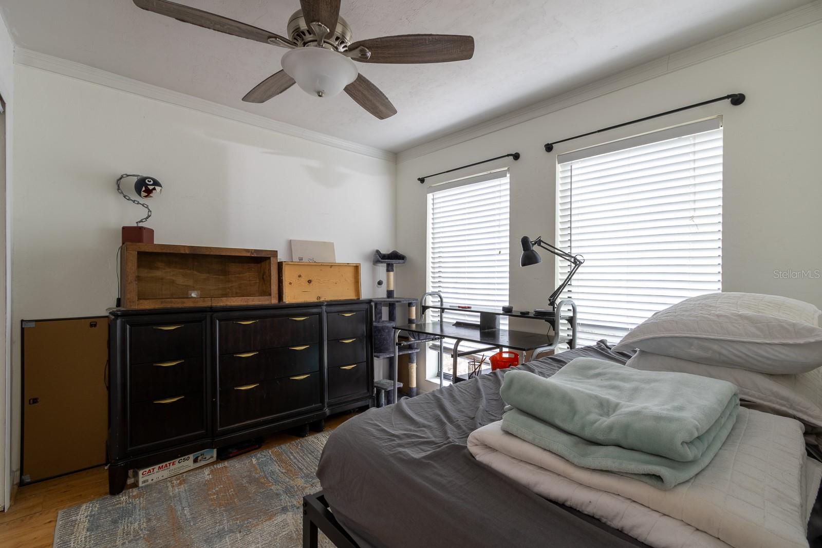 Image 12 of 18 For 223 34th Street