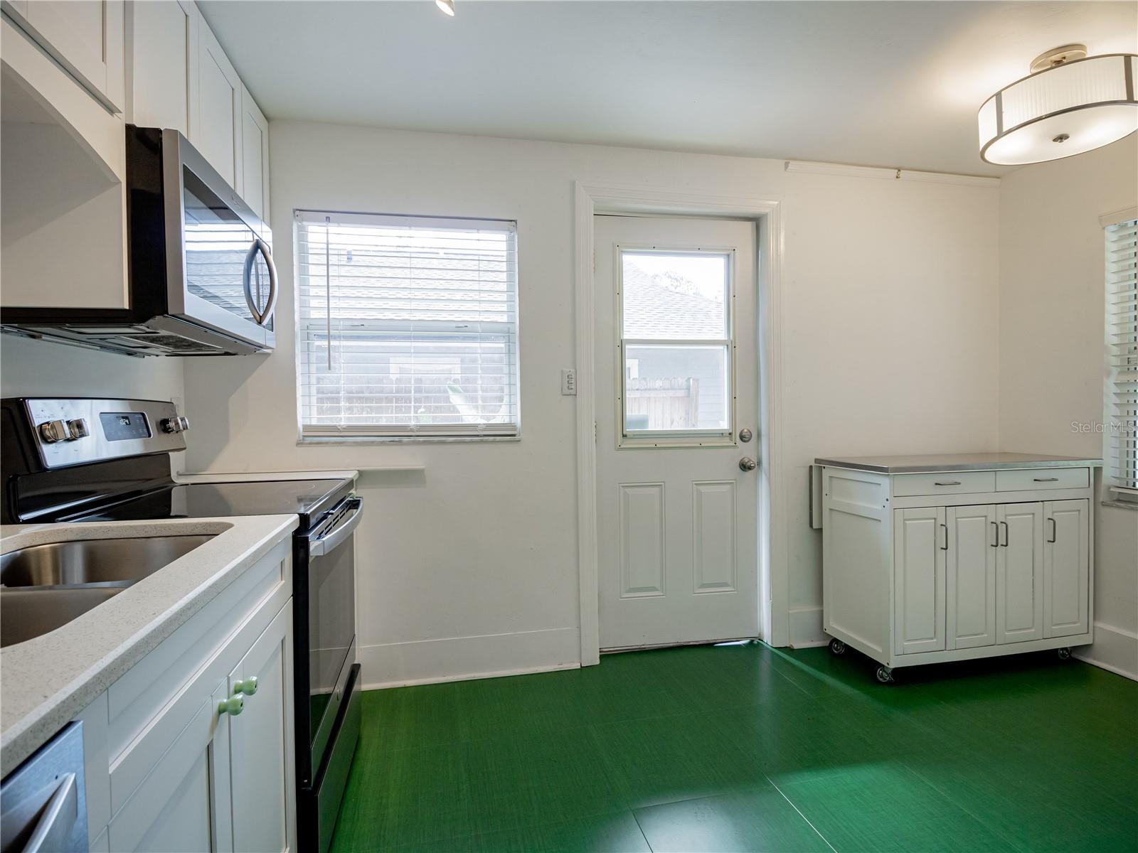 Image 4 of 12 For 710 8th Avenue