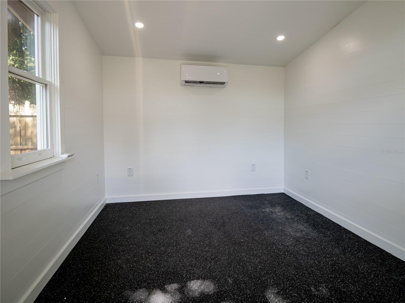 Image 9 of 12 For 710 8th Avenue