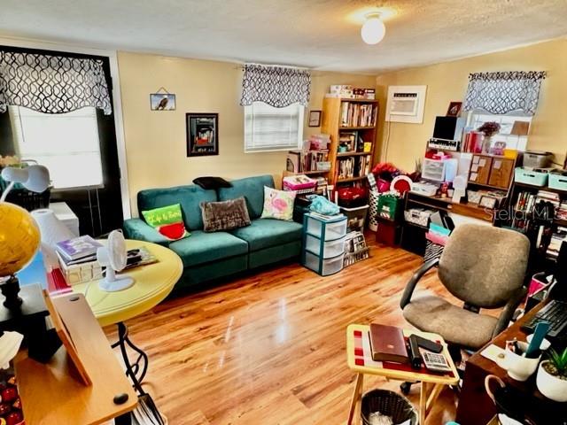 Image 16 of 44 For 6669 36th Lane