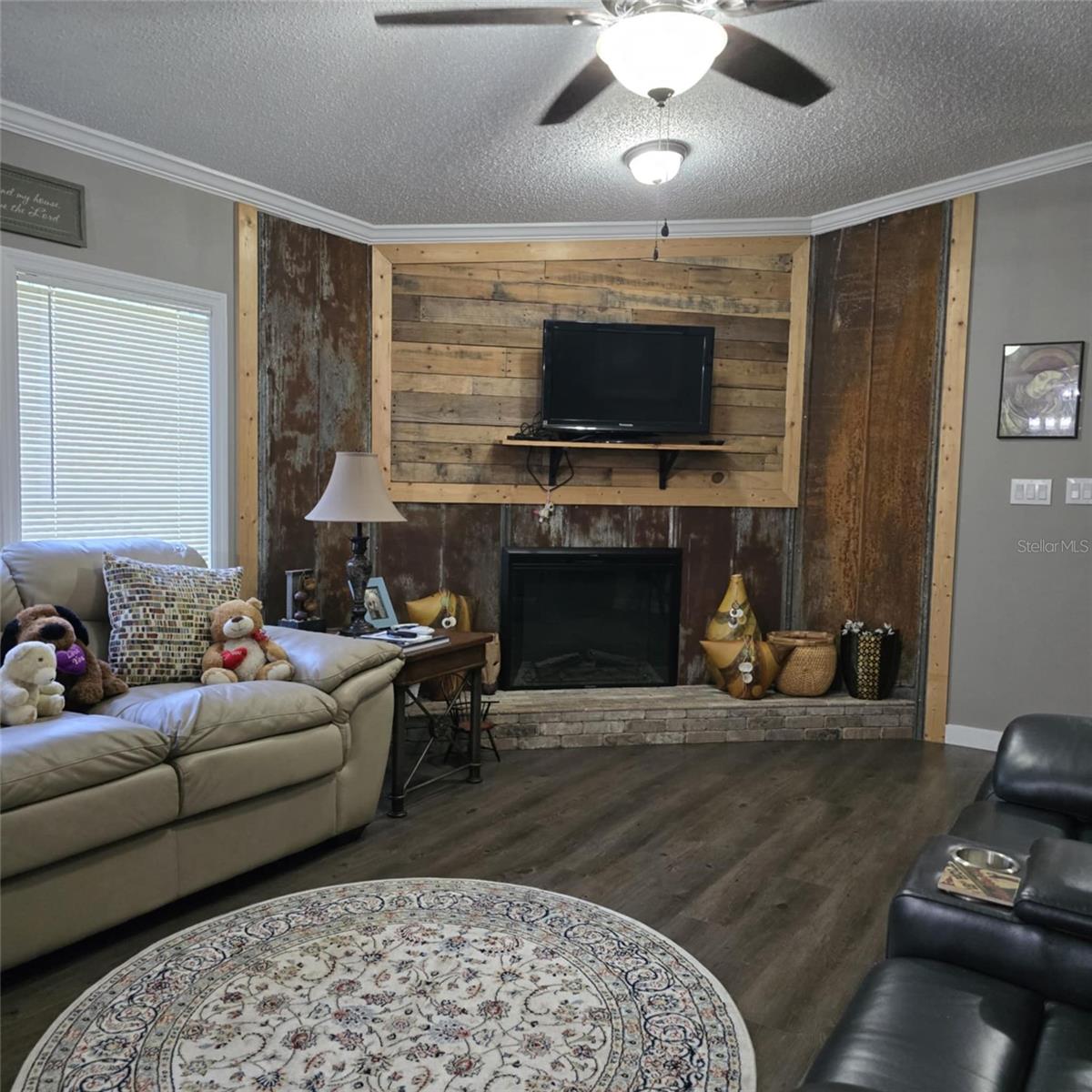 Image 12 of 42 For 4976 107th Avenue