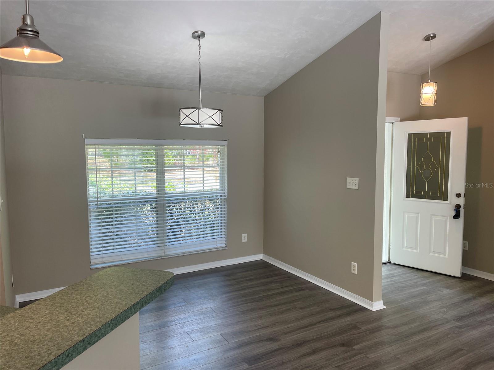 Image 13 of 26 For 21433 51st Avenue
