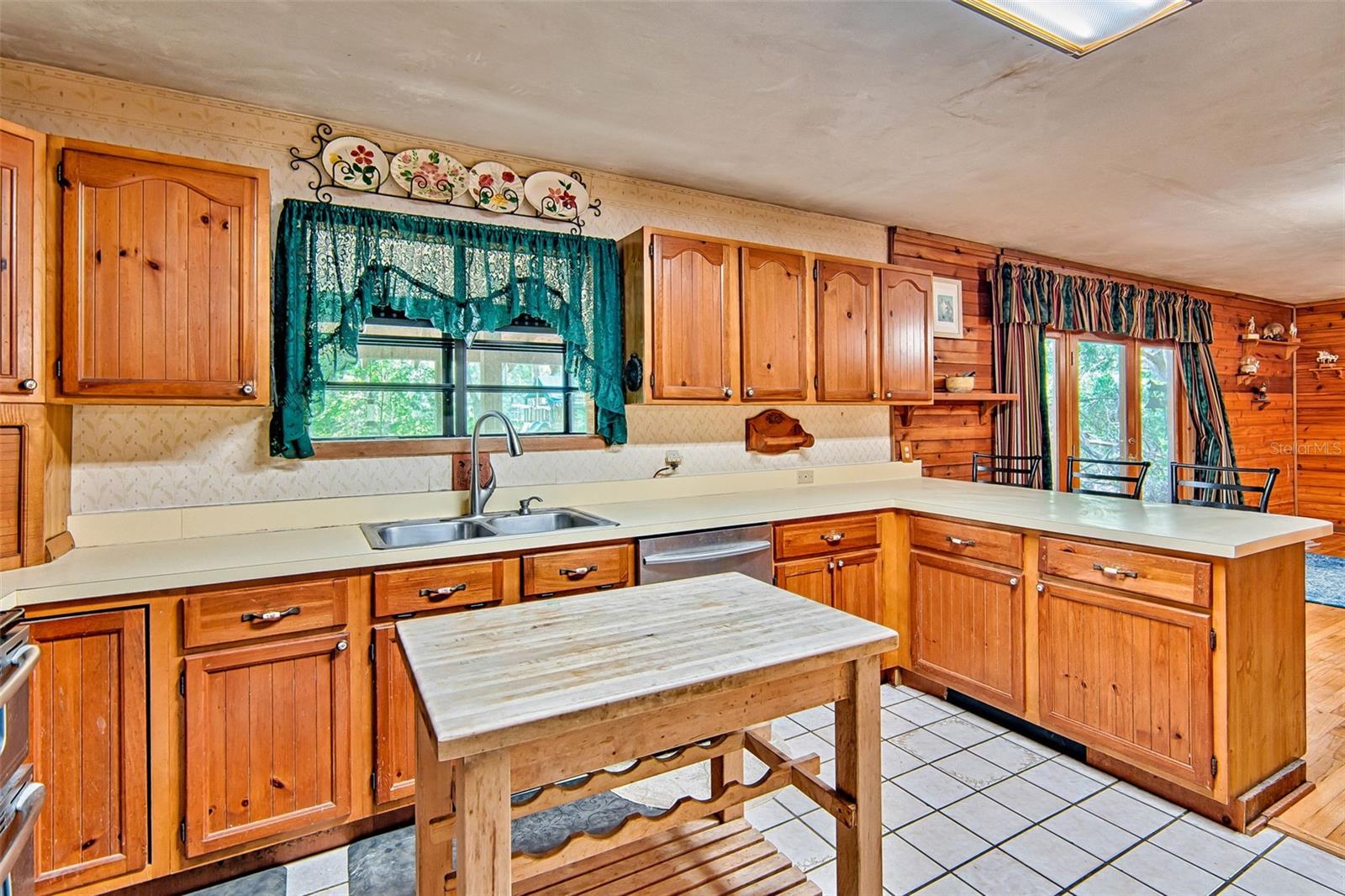 Image 7 of 33 For 1719 170th Street